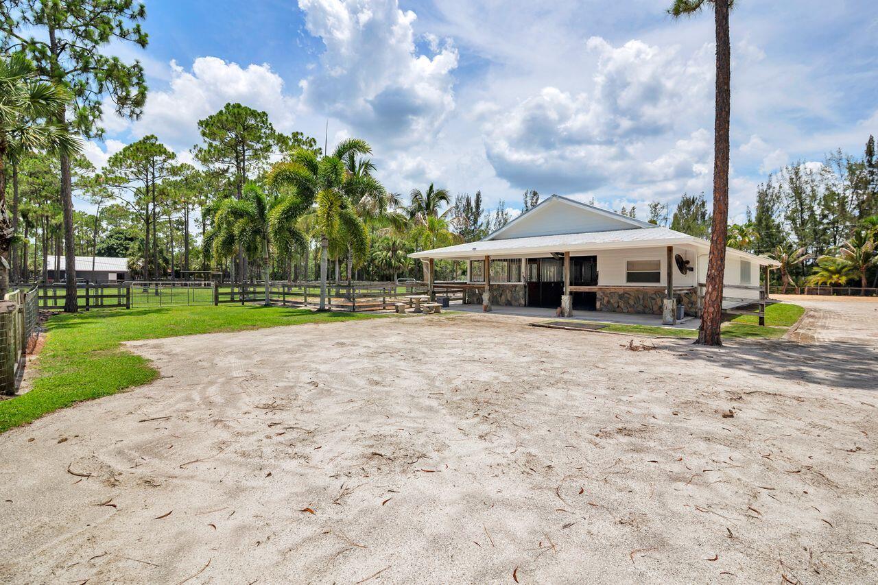 14819 Broken Arrow, Palm Beach Gardens FL 33418