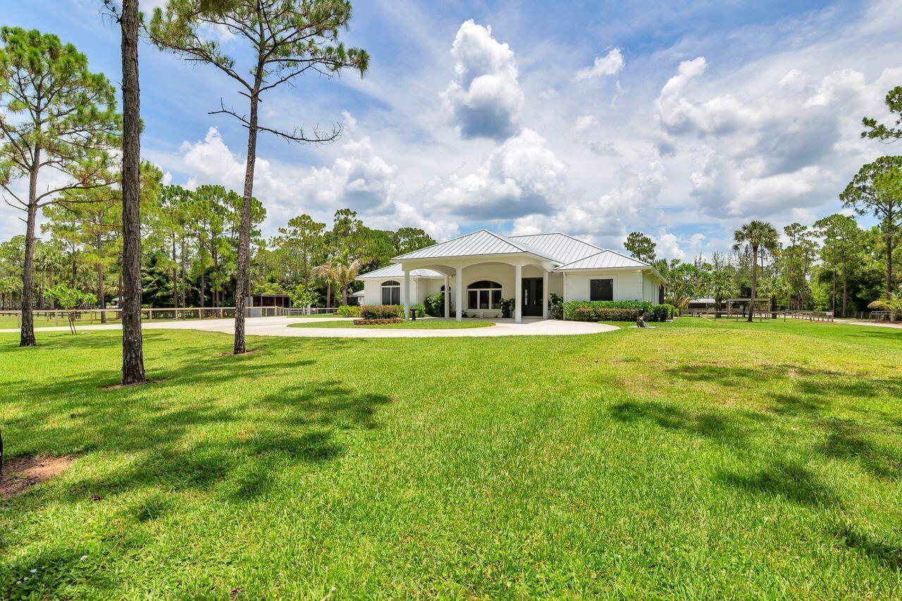 14819 Broken Arrow, Palm Beach Gardens FL 33418