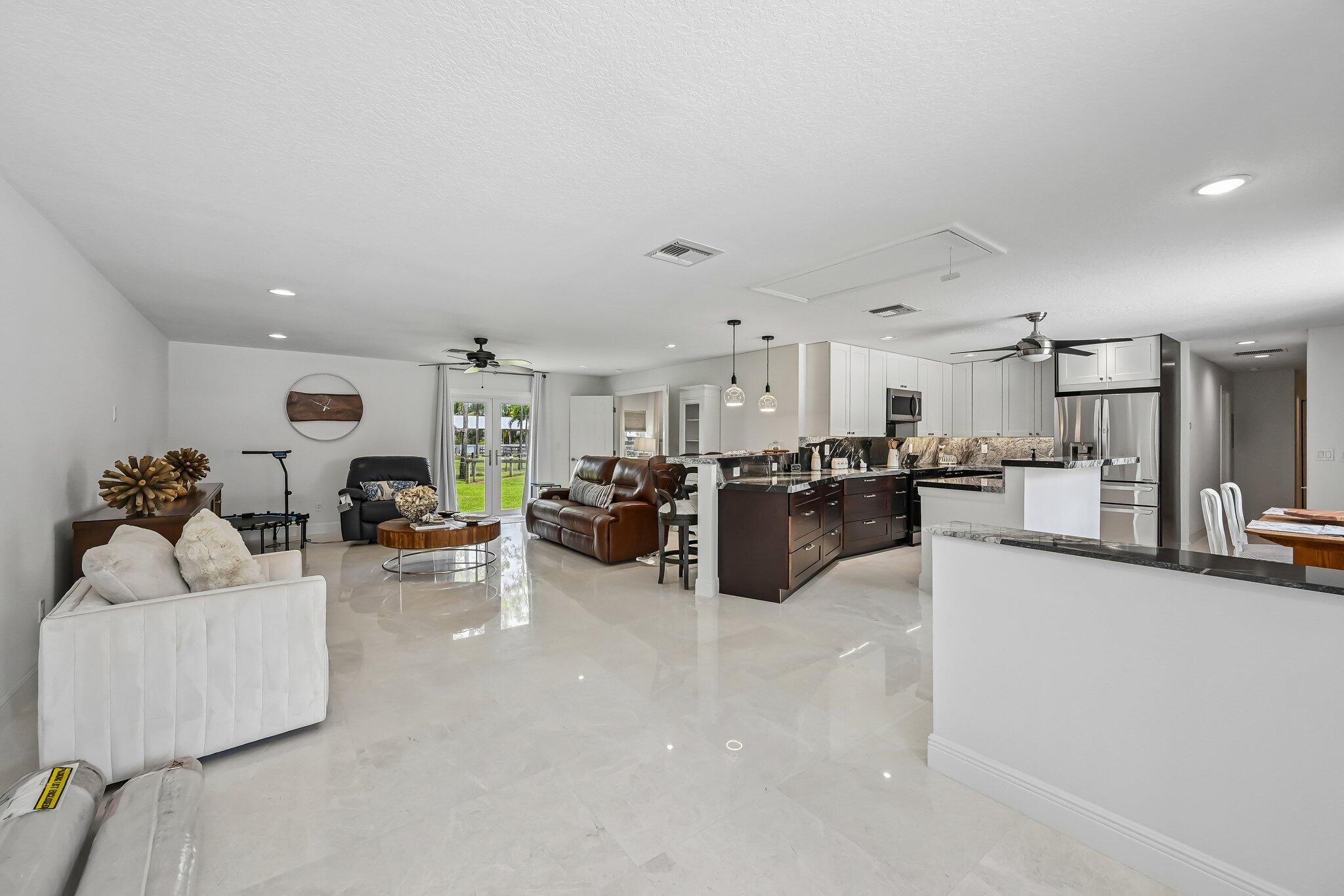 14819 Broken Arrow, Palm Beach Gardens FL 33418