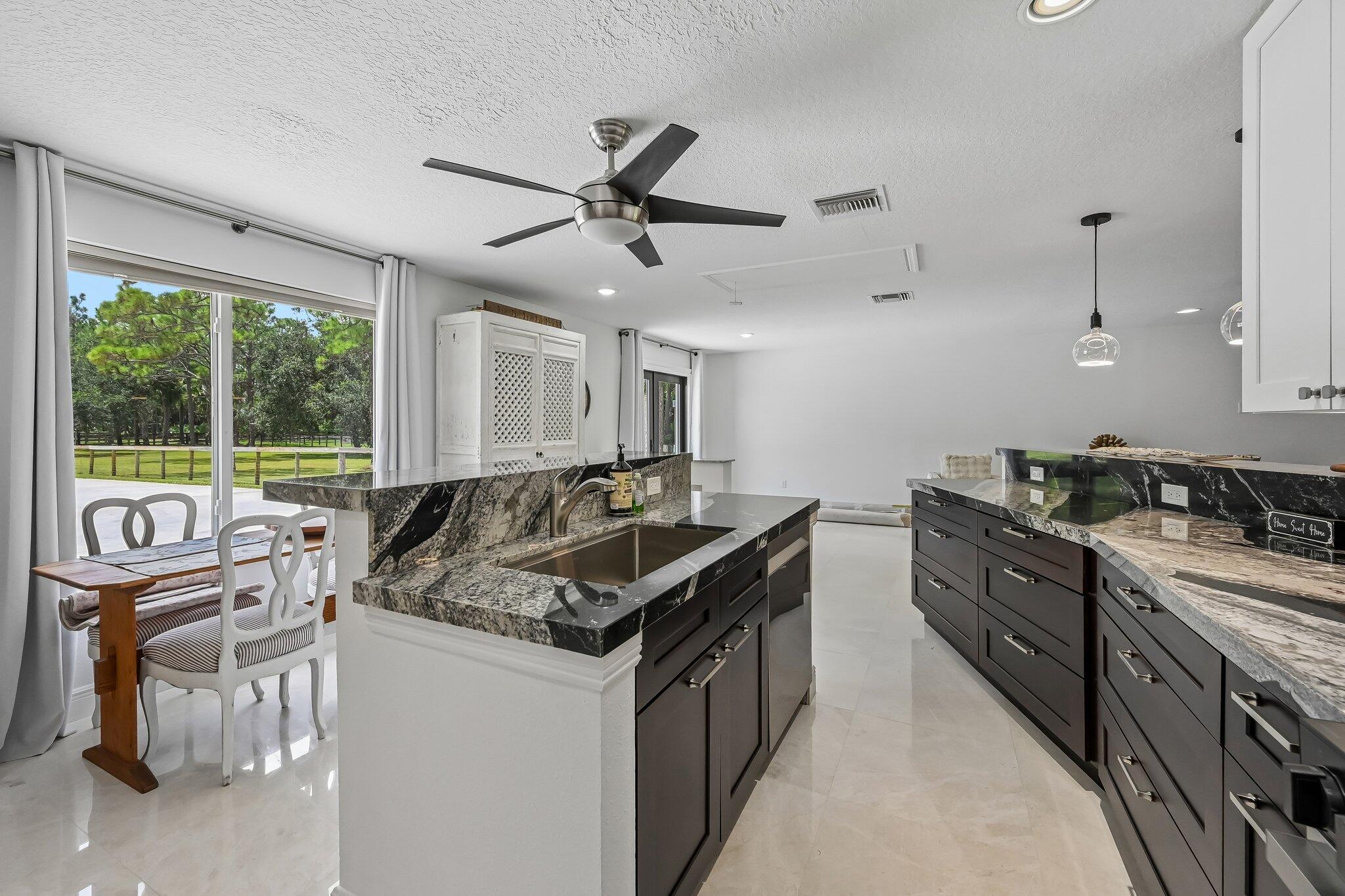 14819 Broken Arrow, Palm Beach Gardens FL 33418