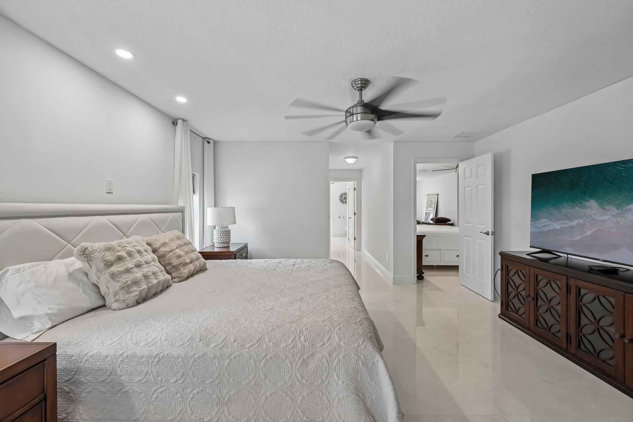14819 Broken Arrow, Palm Beach Gardens FL 33418