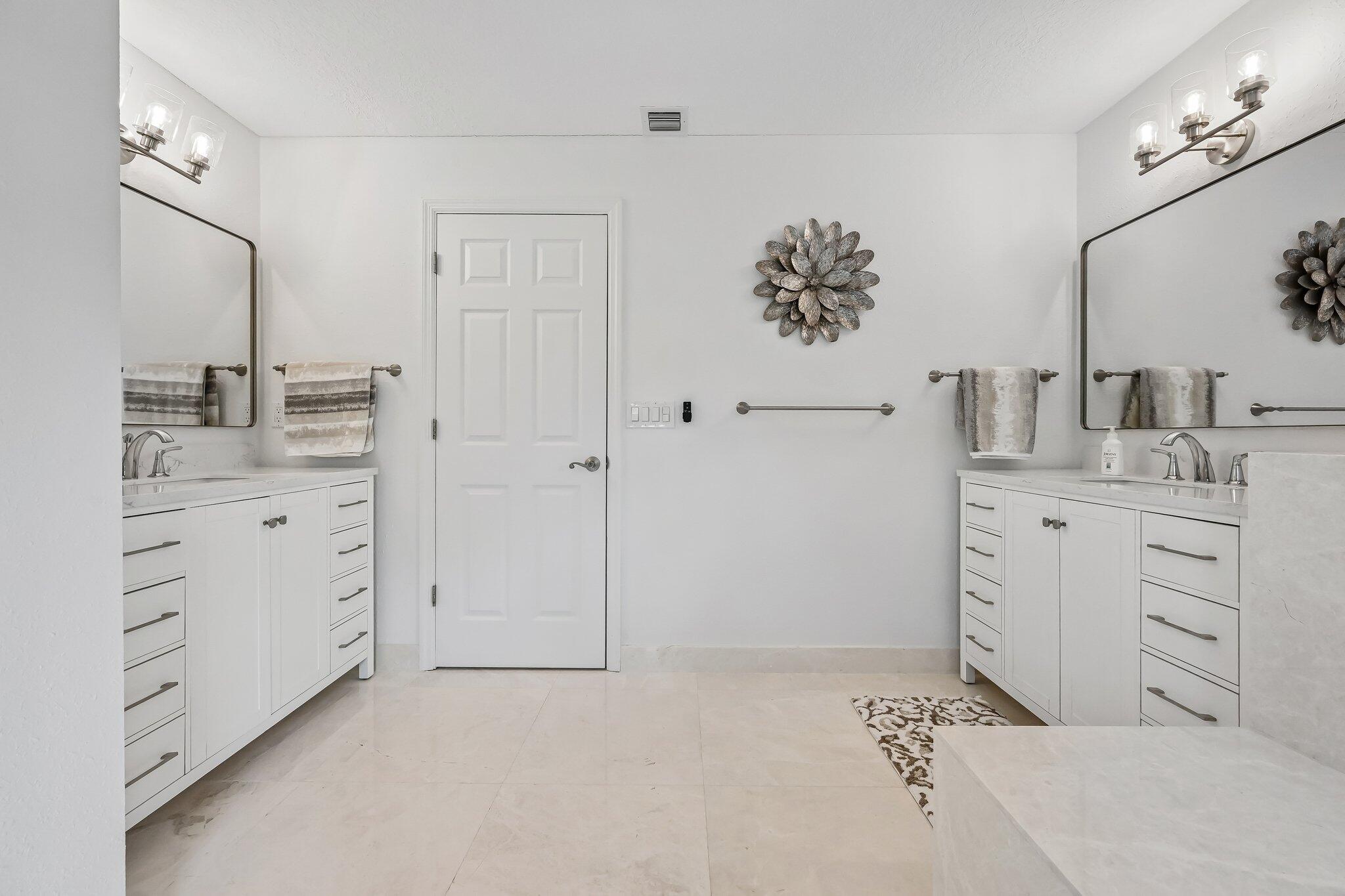 14819 Broken Arrow, Palm Beach Gardens FL 33418