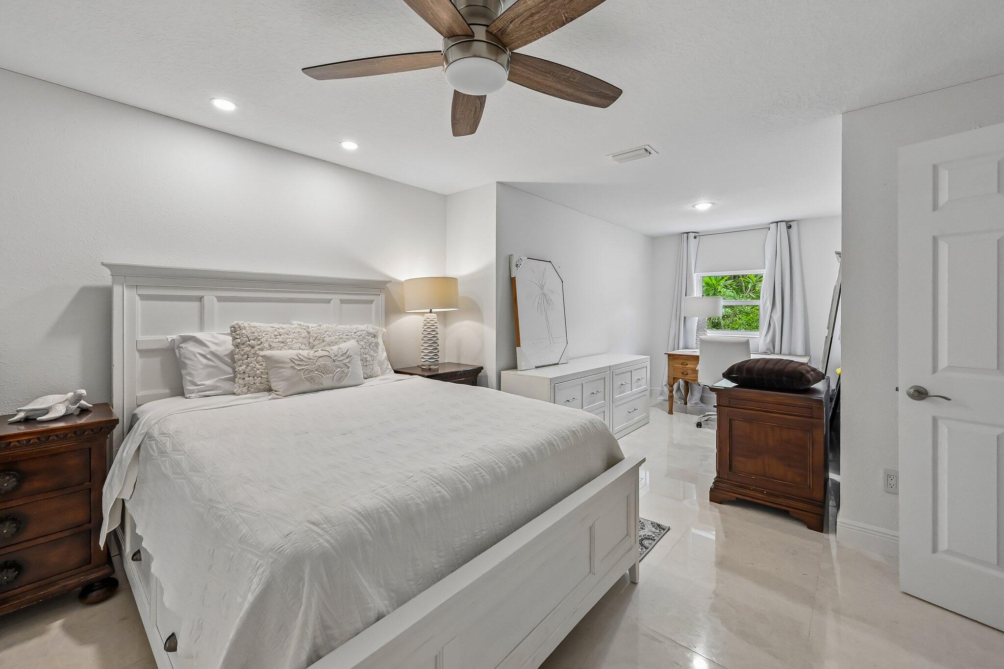 14819 Broken Arrow, Palm Beach Gardens FL 33418