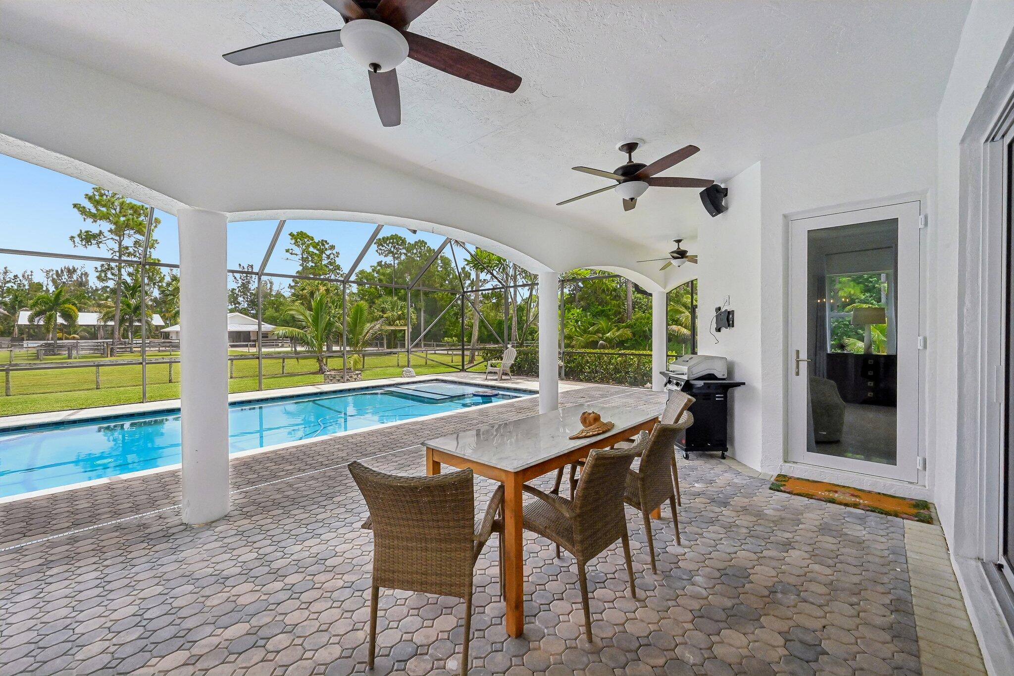 14819 Broken Arrow, Palm Beach Gardens FL 33418