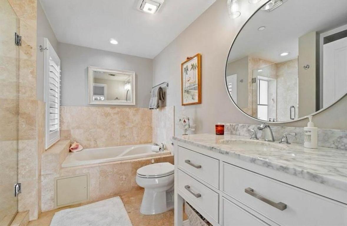 1931 NE 2nd #305, Deerfield Beach FL 33441
