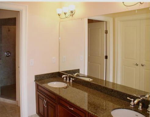 16100 Emerald Estates #389, Weston FL 33331