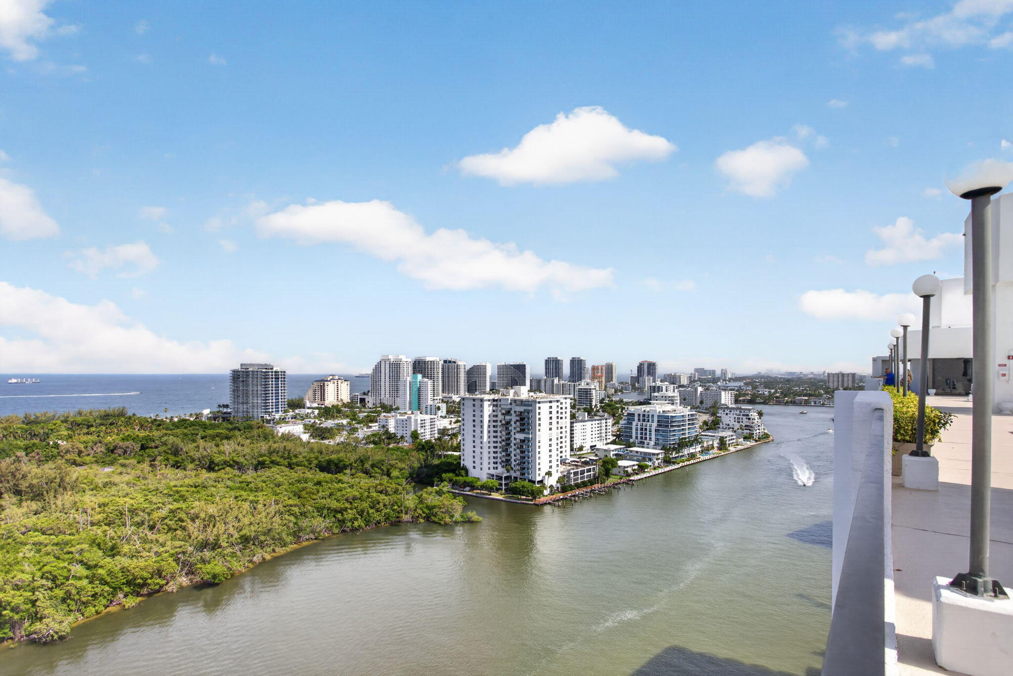 936 Intracoastal #16e, Fort Lauderdale FL 33304