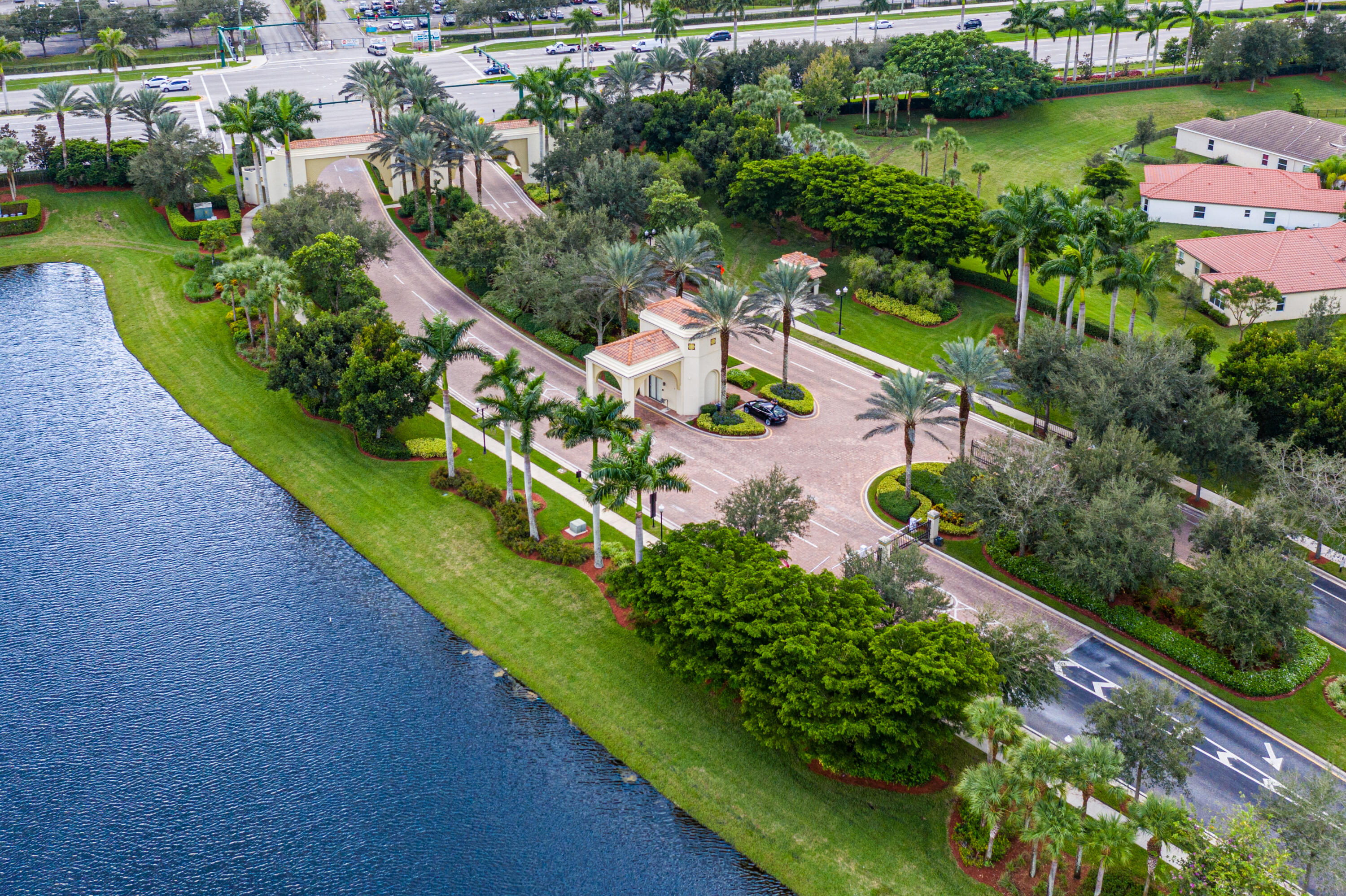 2417 Bellarosa, Royal Palm Beach FL 33411