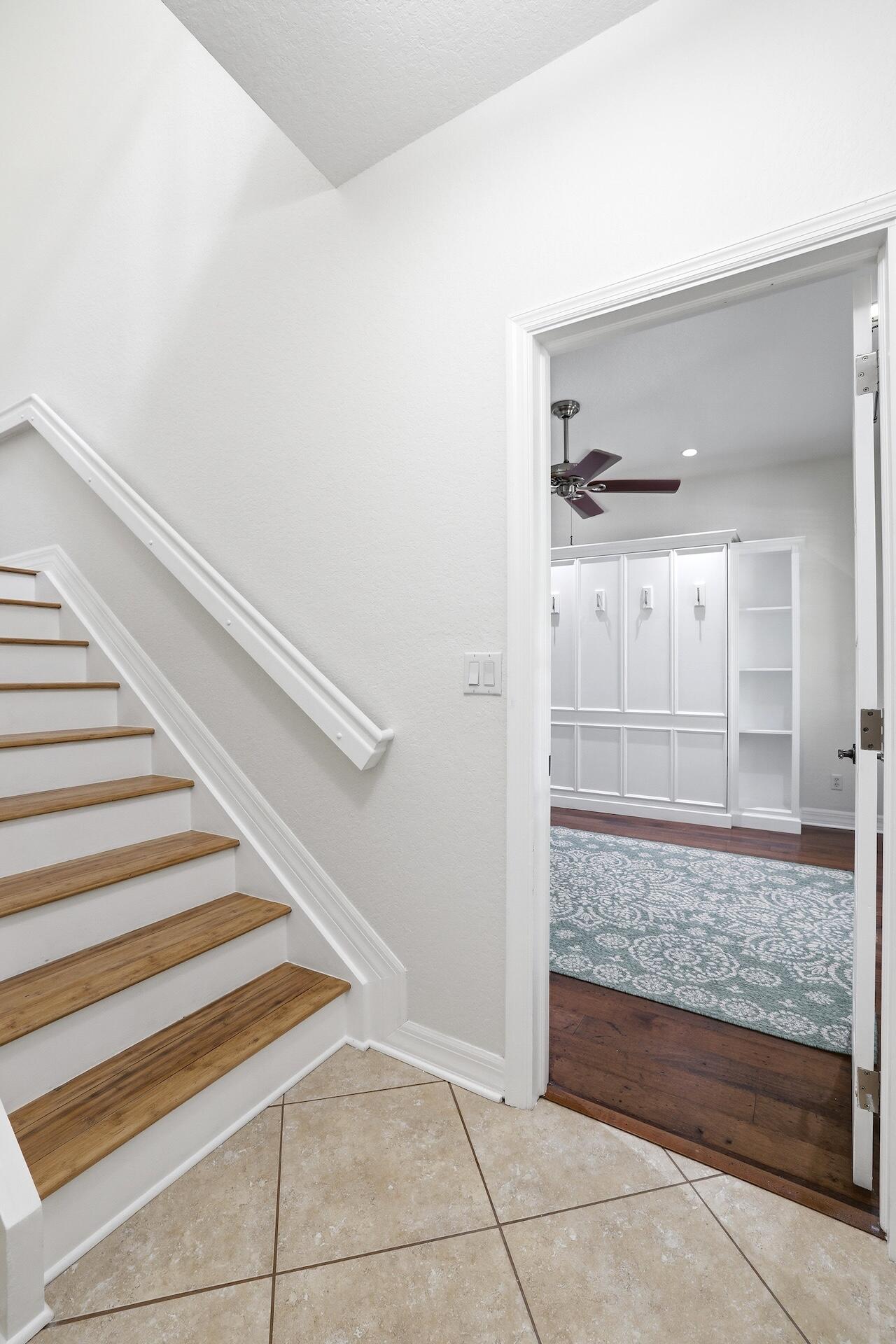 127 E Thatch Palm, Jupiter FL 33458