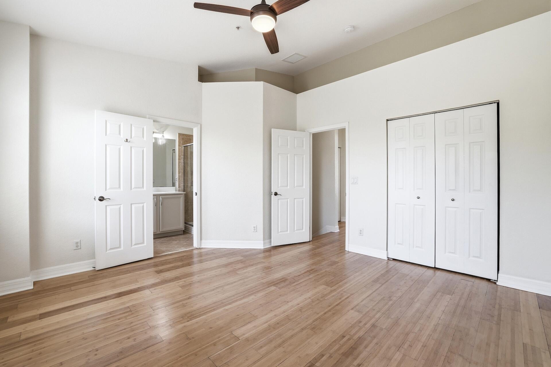 127 E Thatch Palm, Jupiter FL 33458