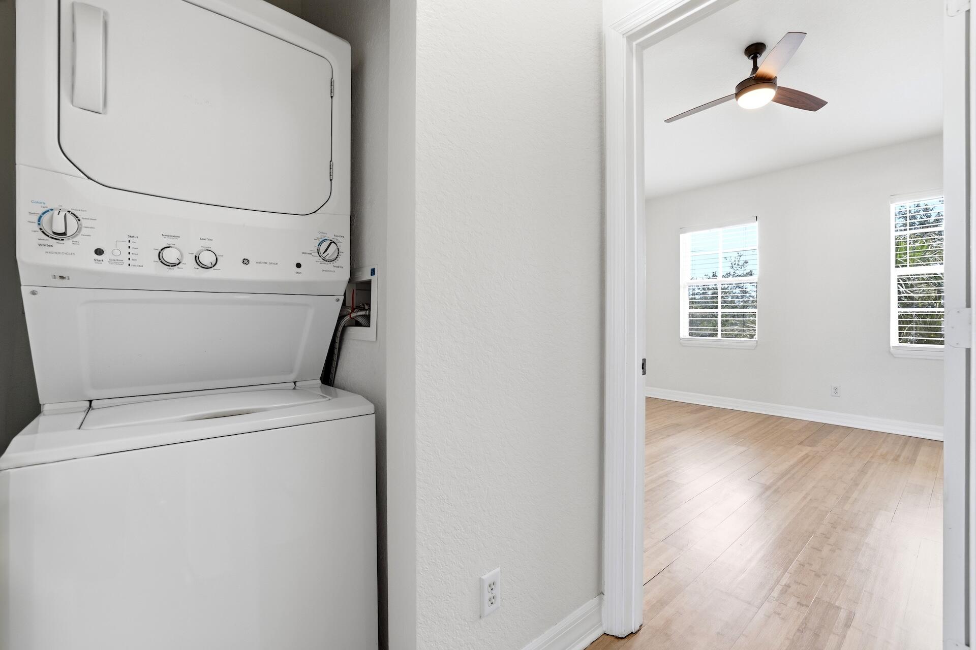 127 E Thatch Palm, Jupiter FL 33458