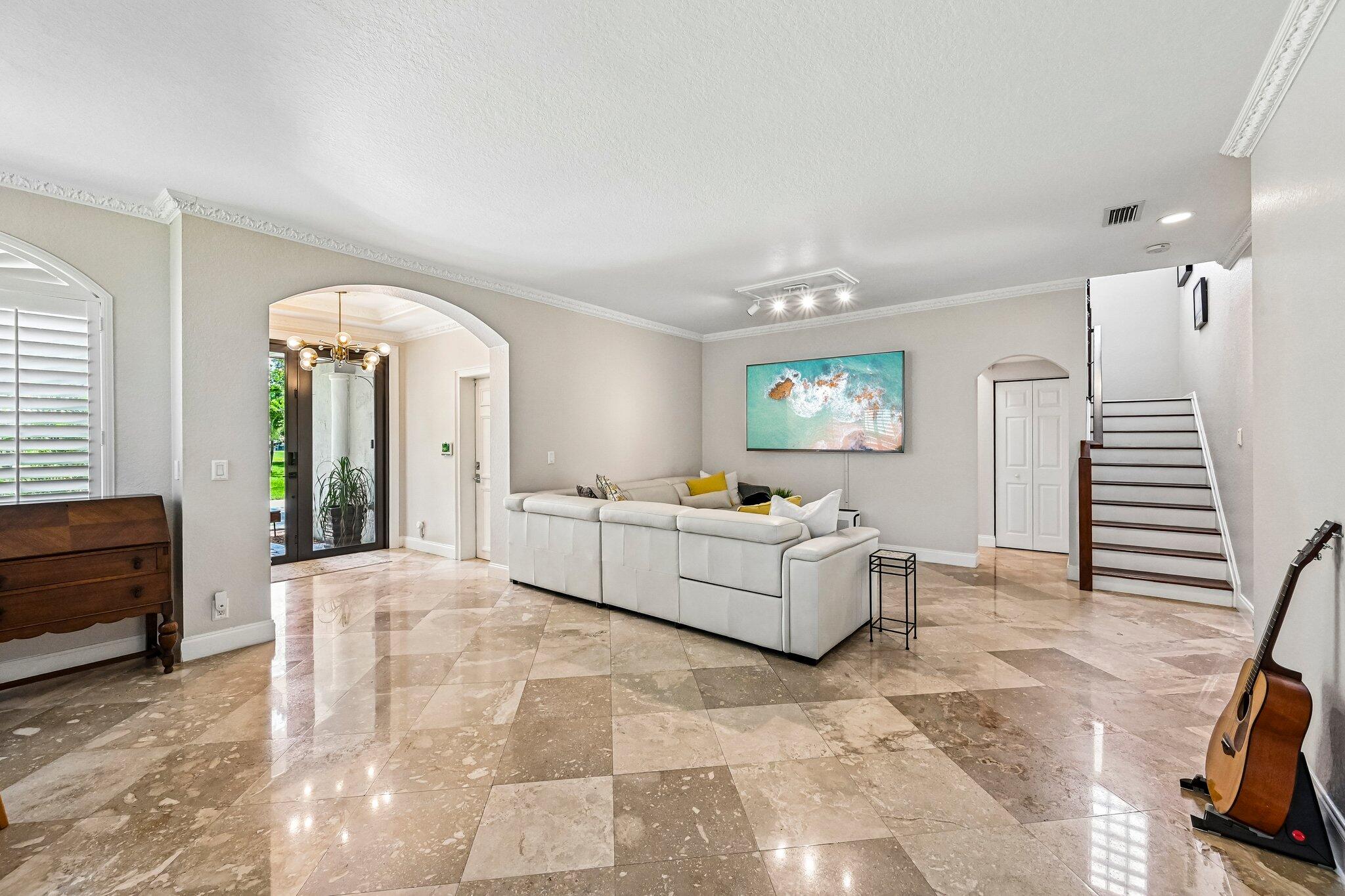 1121 Center Stone, Riviera Beach FL 33404