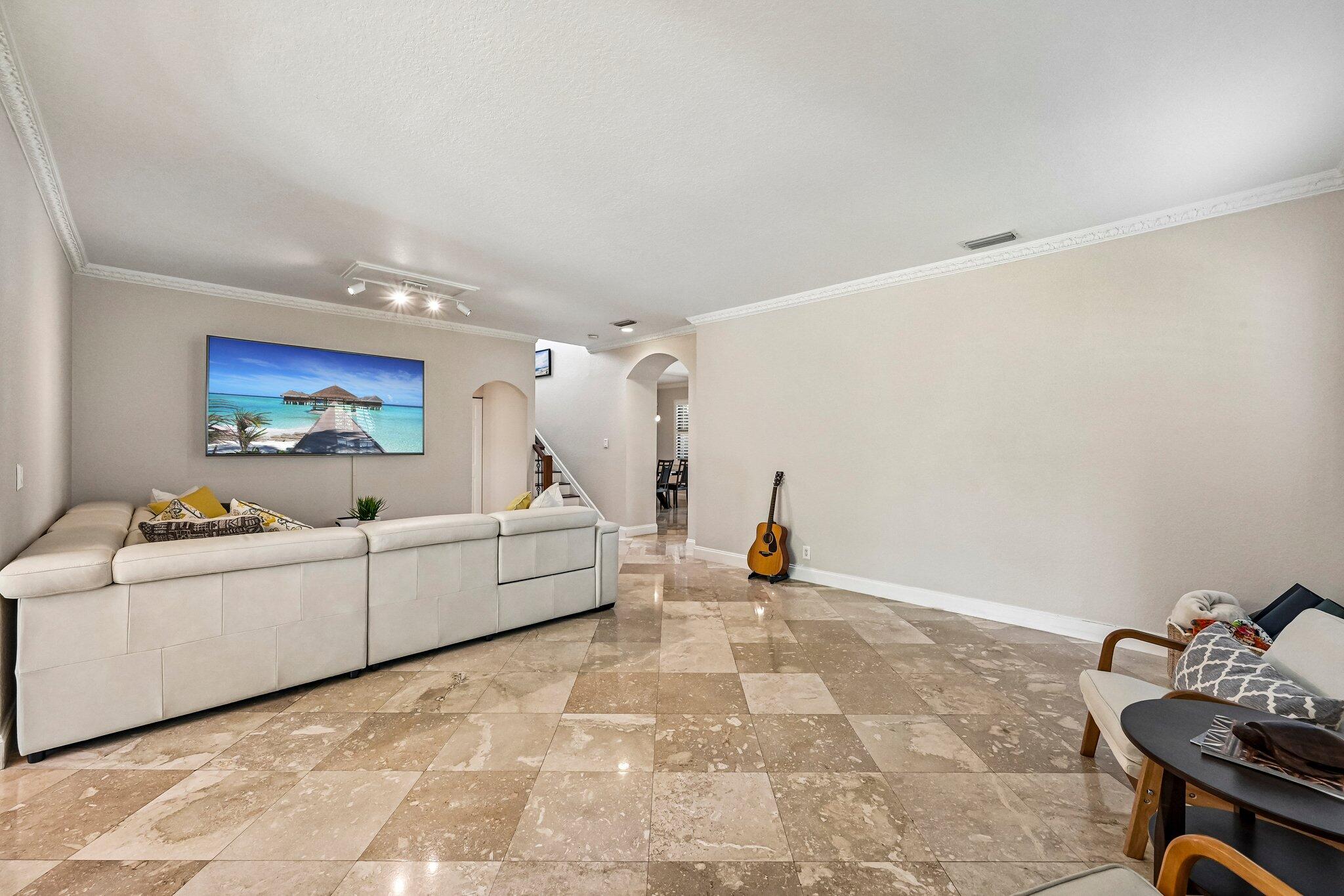 1121 Center Stone, Riviera Beach FL 33404