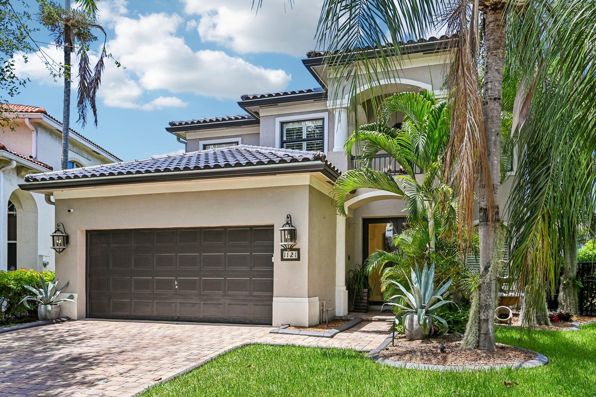 1121 Center Stone, Riviera Beach FL 33404