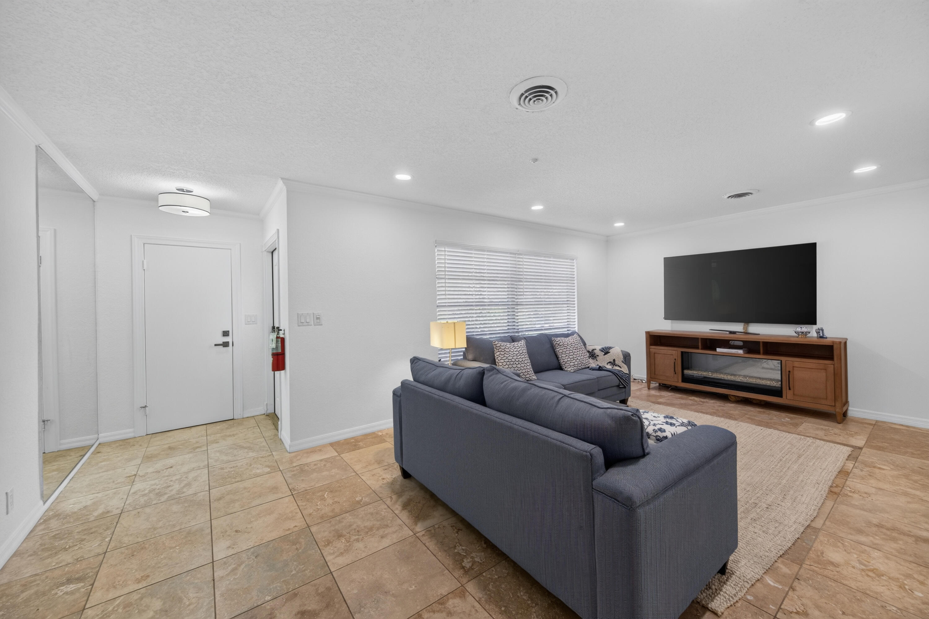 4431 NE 28th, Lighthouse Point FL 33064