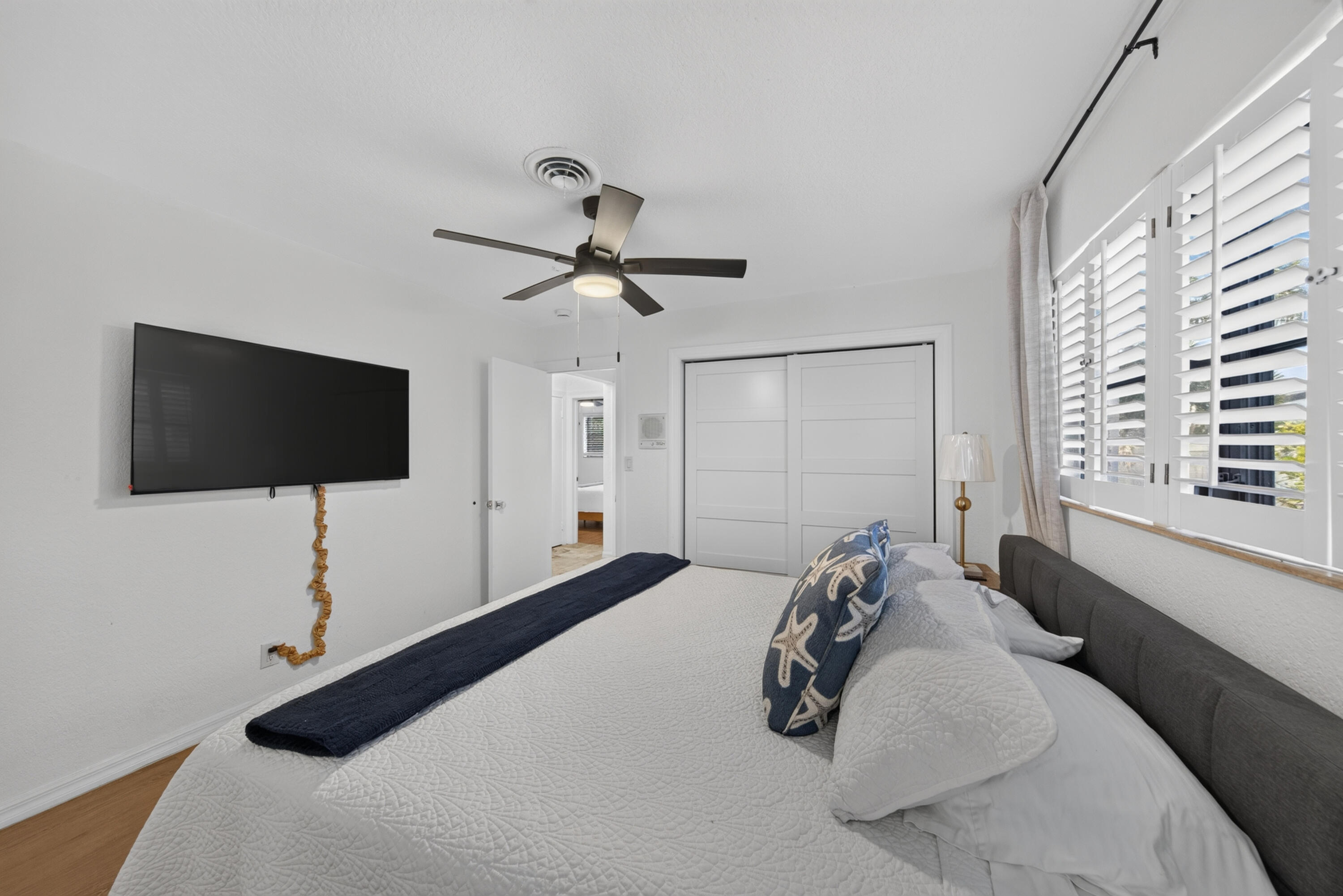4431 NE 28th, Lighthouse Point FL 33064