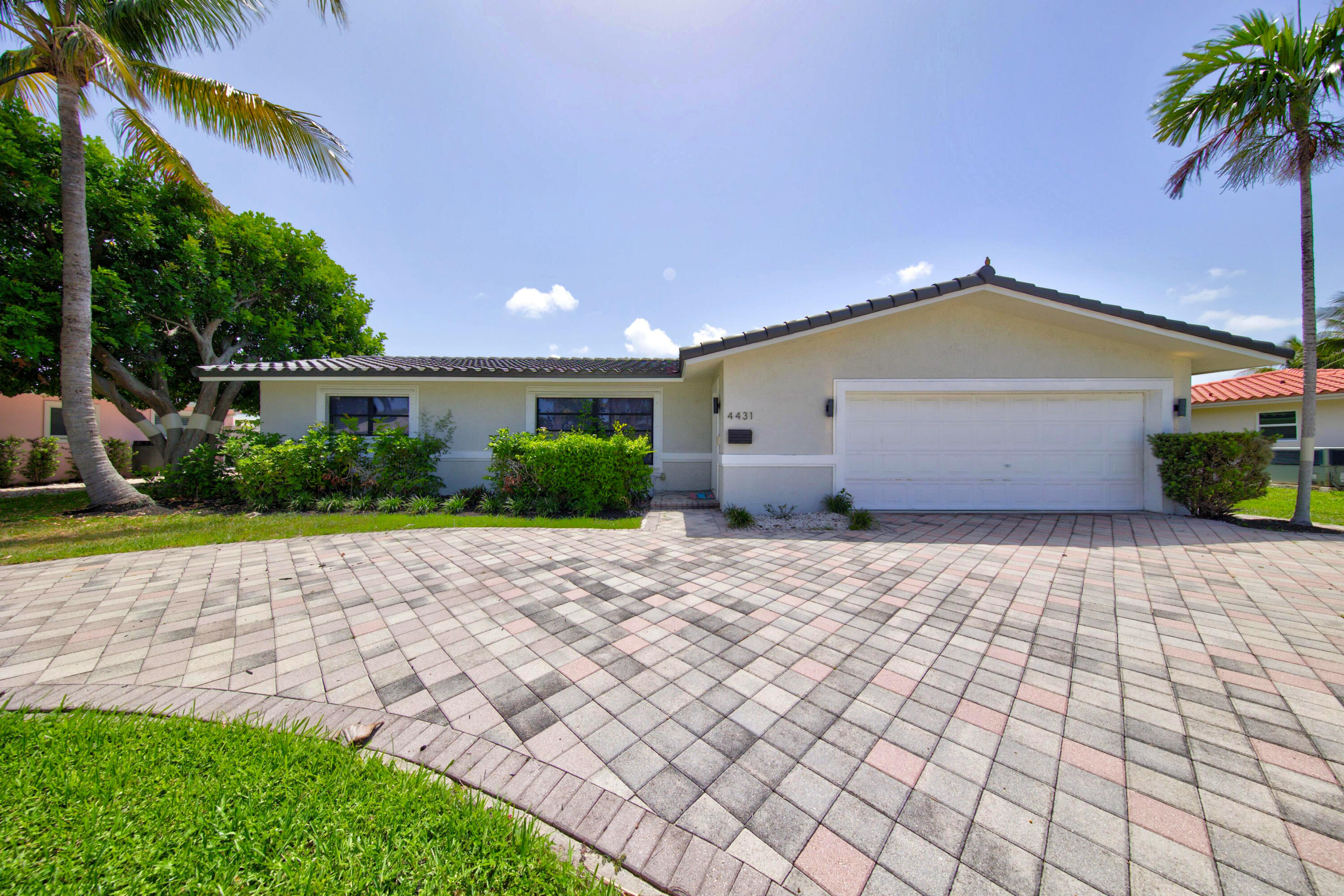 4431 NE 28th, Lighthouse Point FL 33064