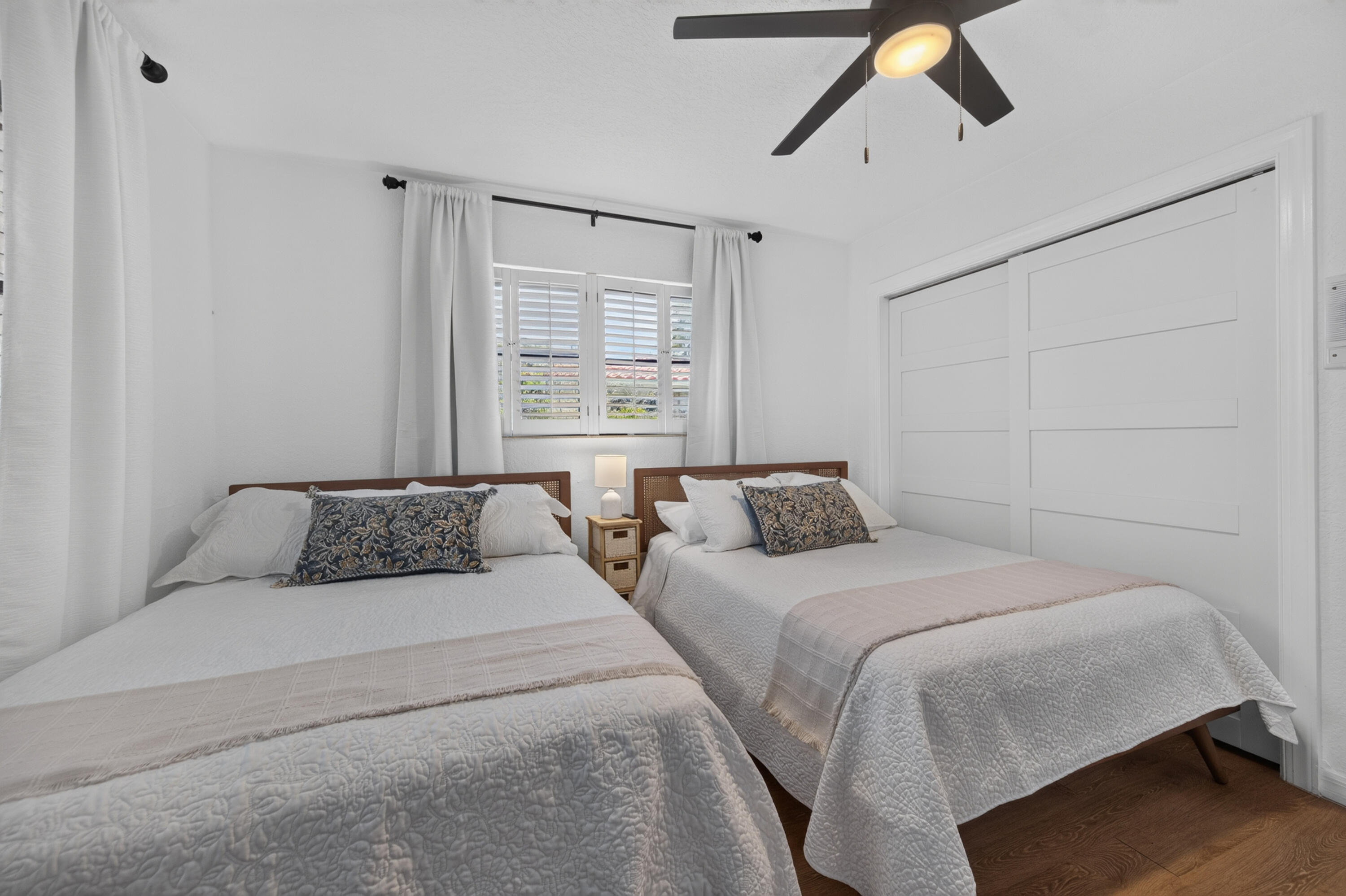 4431 NE 28th, Lighthouse Point FL 33064