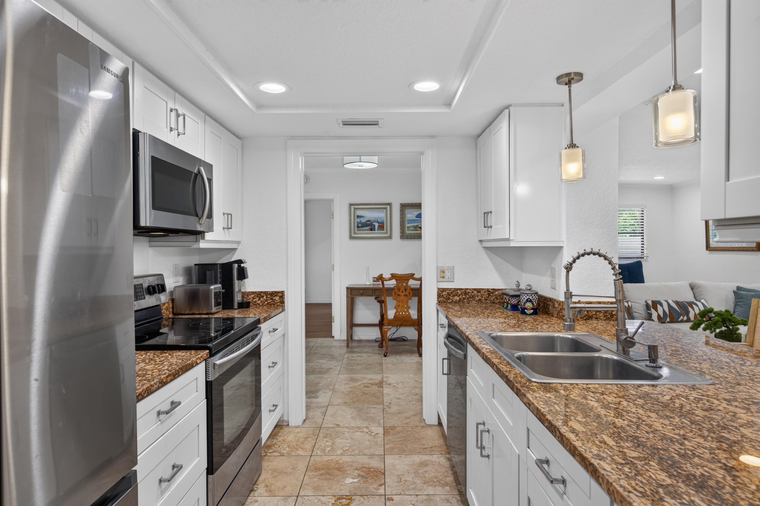 4431 NE 28th, Lighthouse Point FL 33064