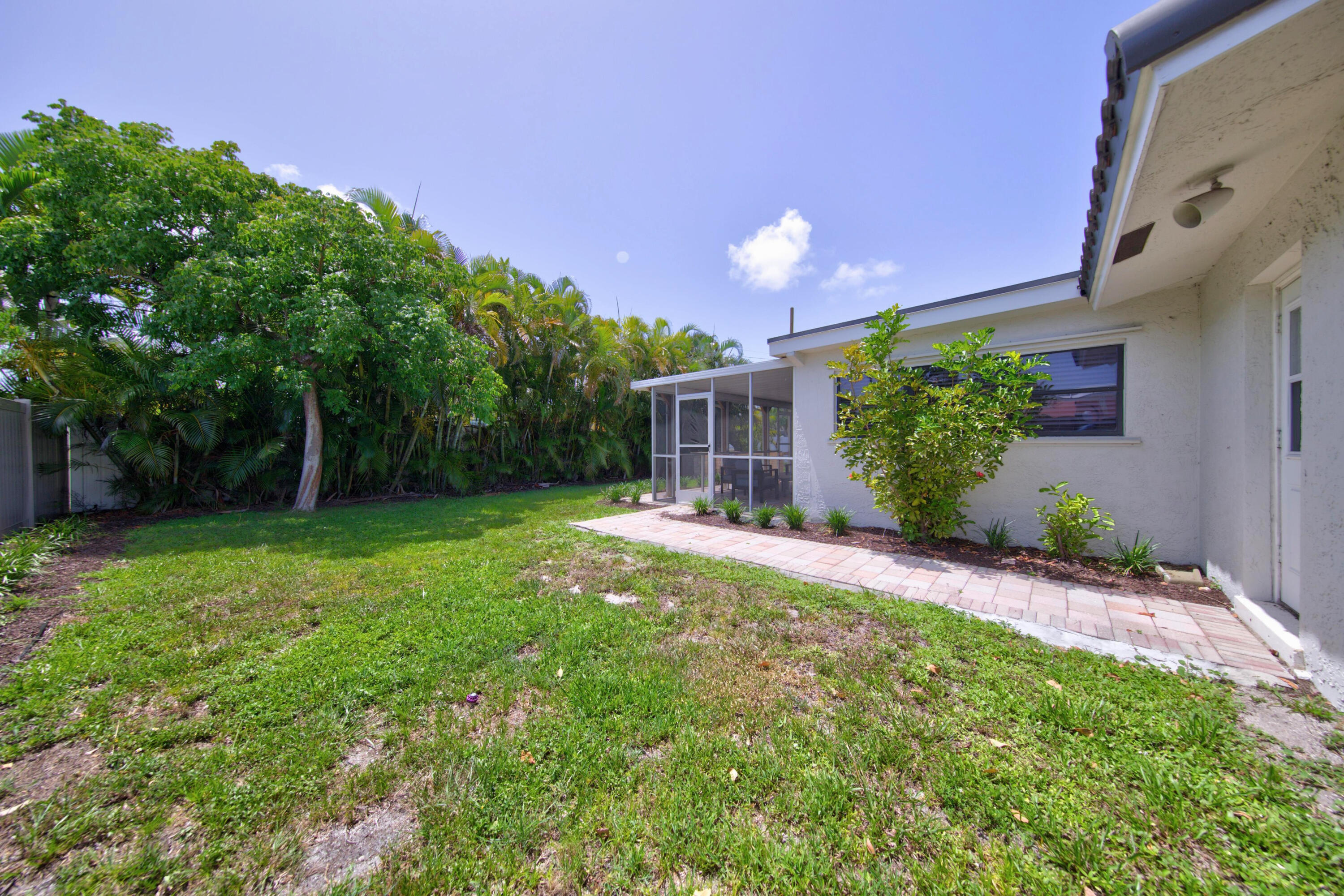 4431 NE 28th, Lighthouse Point FL 33064