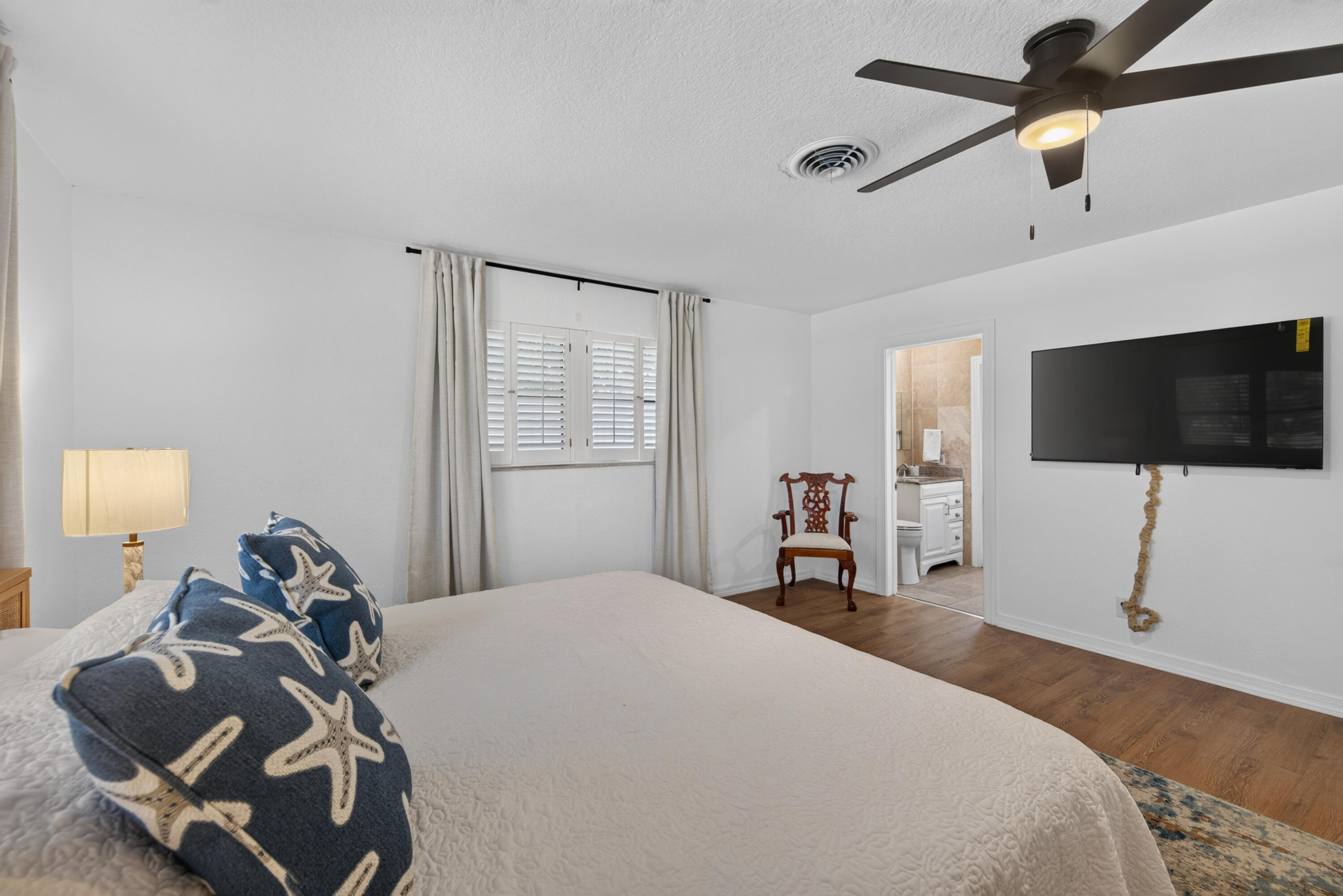 4431 NE 28th, Lighthouse Point FL 33064