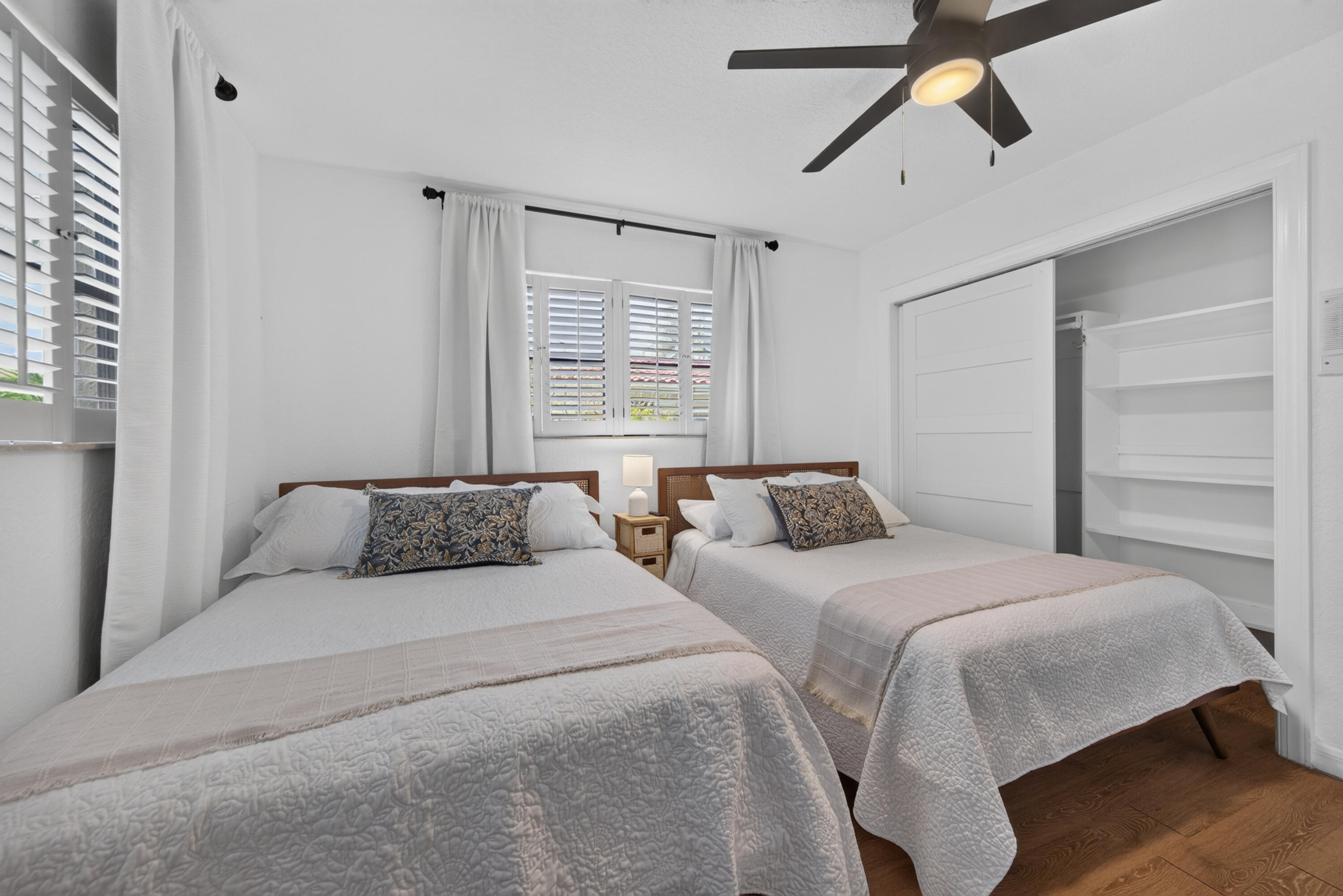 4431 NE 28th, Lighthouse Point FL 33064