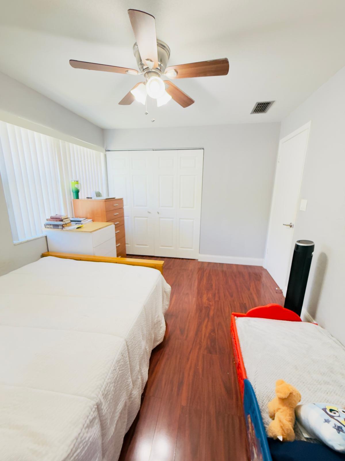 5545 N Lakewood #425, Margate FL 33063