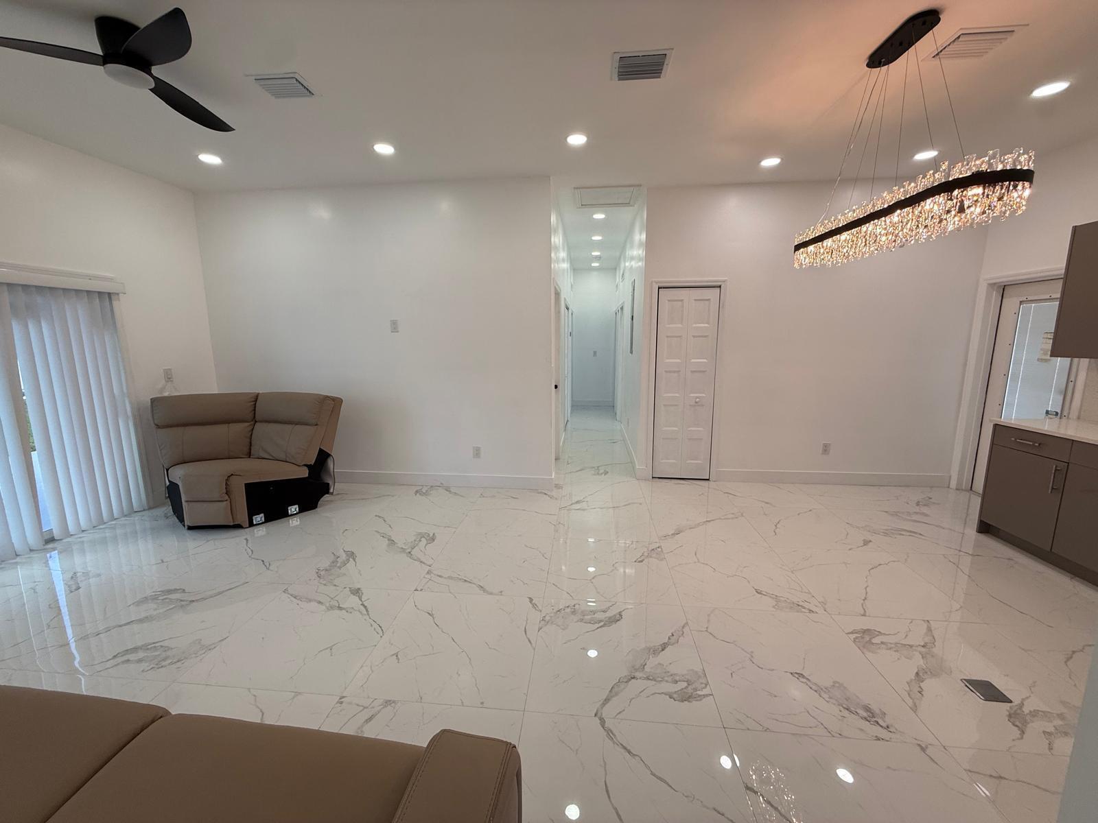 6319 Southgate, Margate FL 33068
