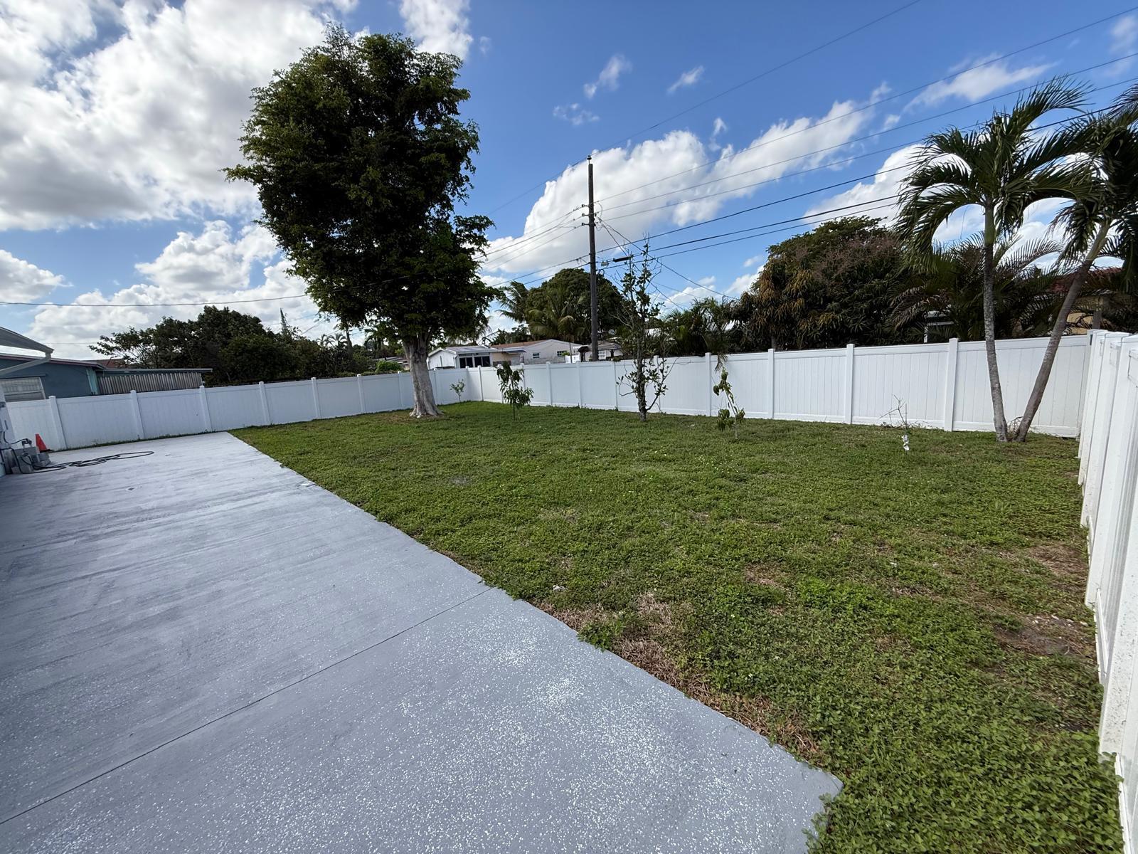 6319 Southgate, Margate FL 33068