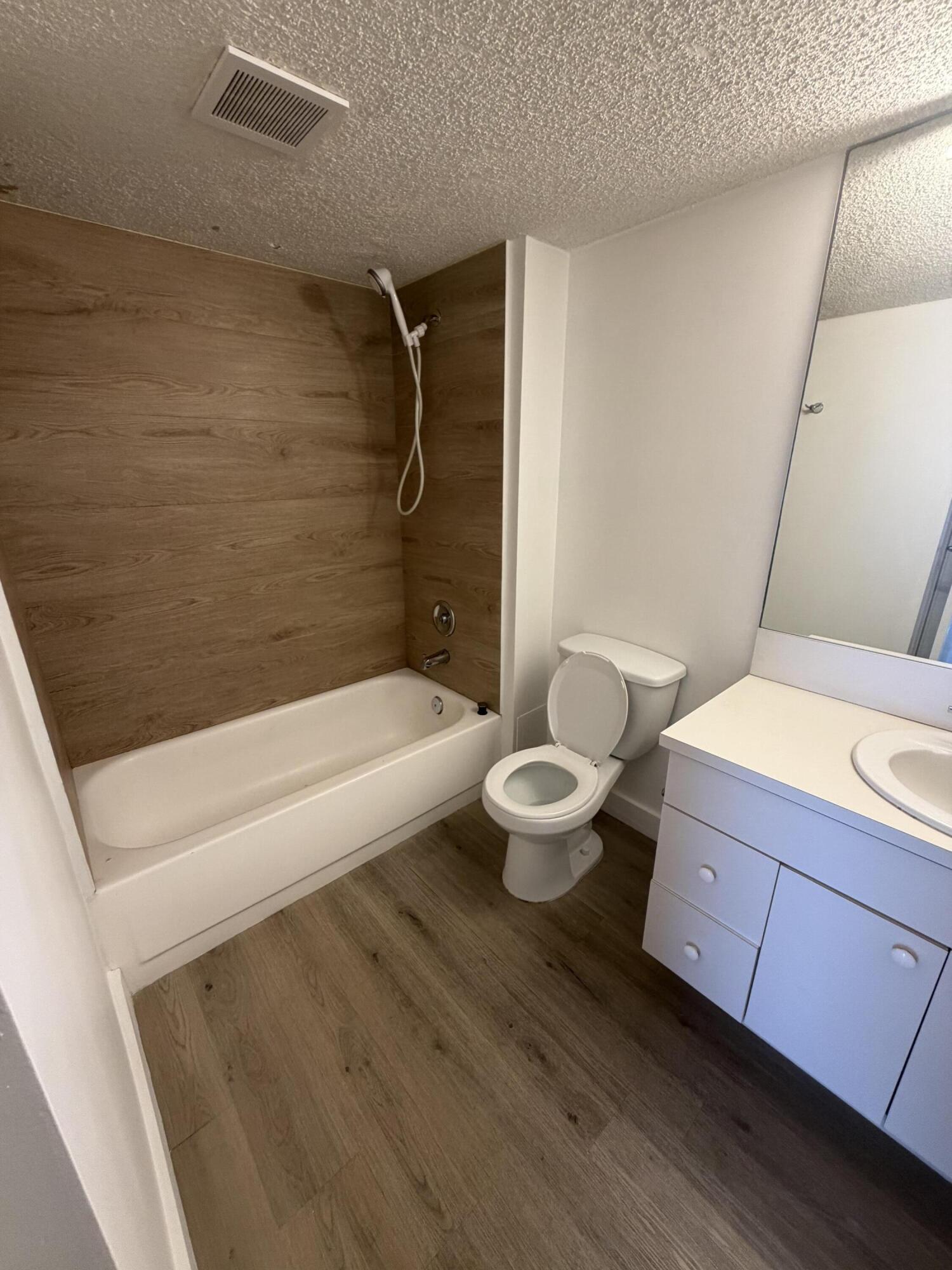 2160 SW 16th #418, Miami FL 33145