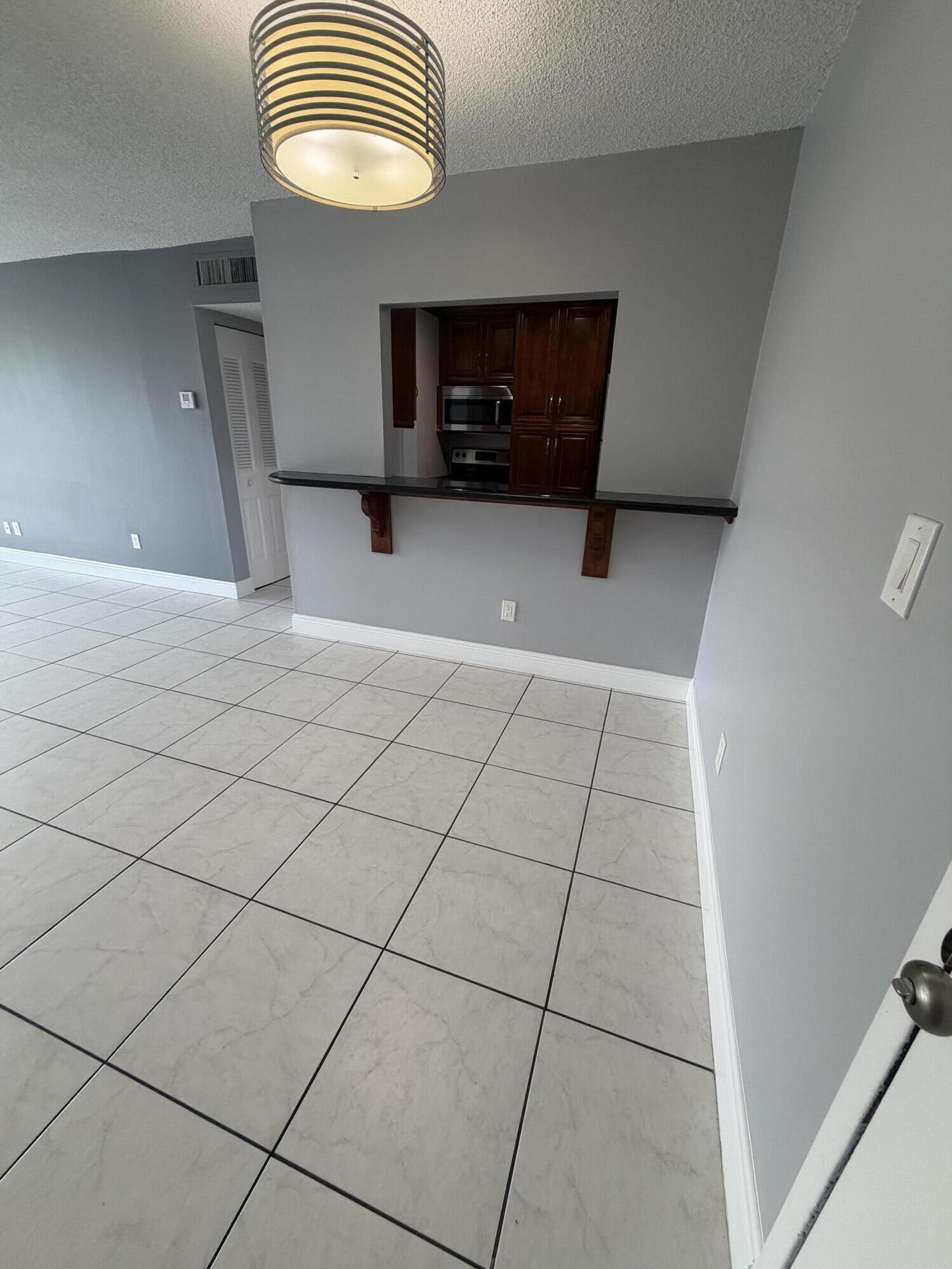 2160 SW 16th #418, Miami FL 33145
