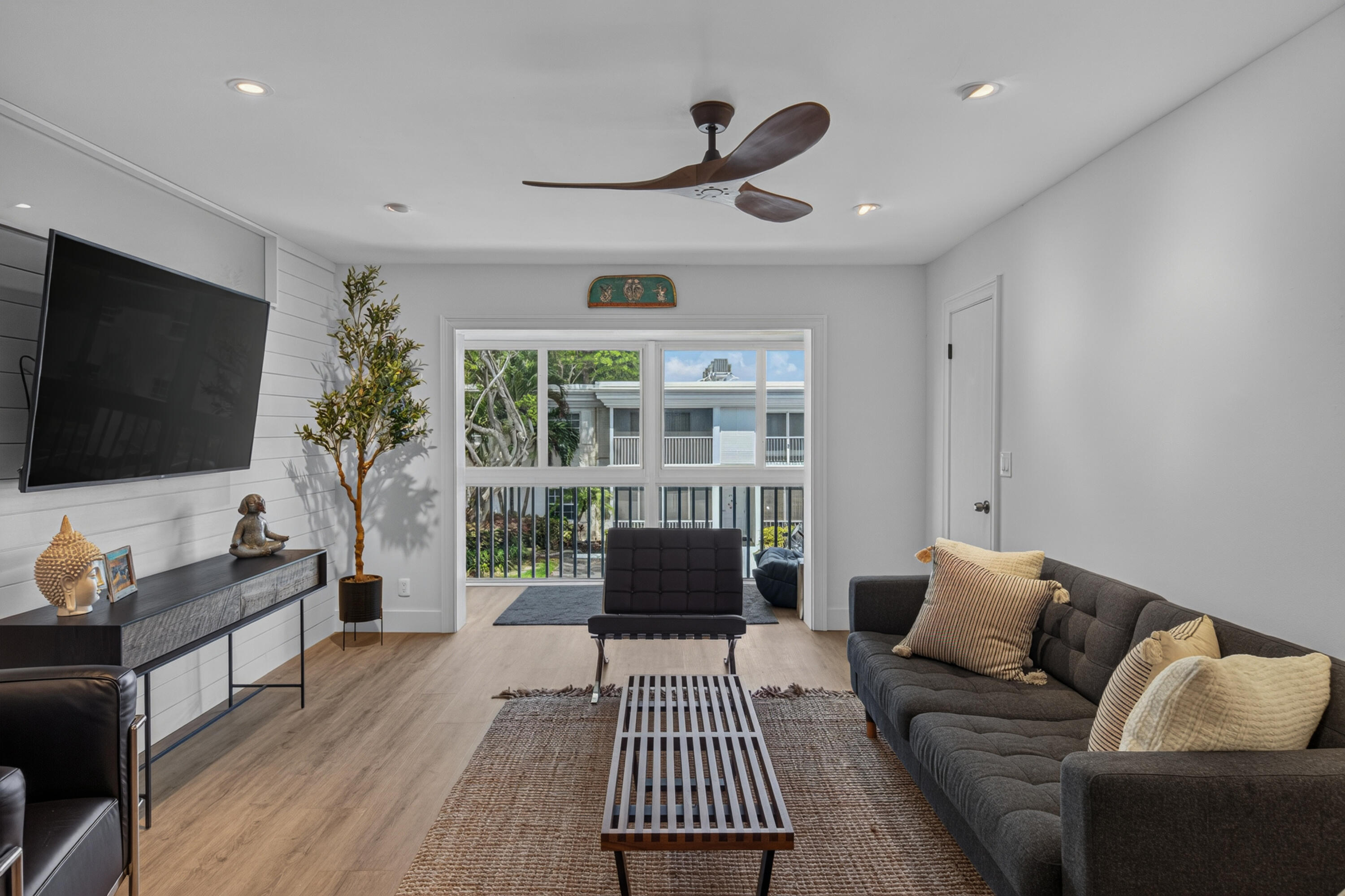 6515 Bay Club #4, Fort Lauderdale FL 33308