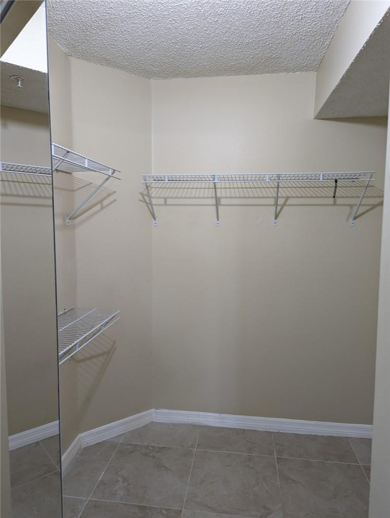 5011 Wiles #208, Coconut Creek FL 33073