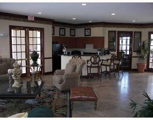5011 Wiles #208, Coconut Creek FL 33073