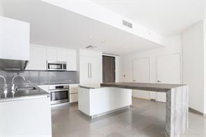 88 SW 7th #1709, Miami FL 33130