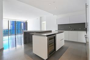 88 SW 7th #1709, Miami FL 33130