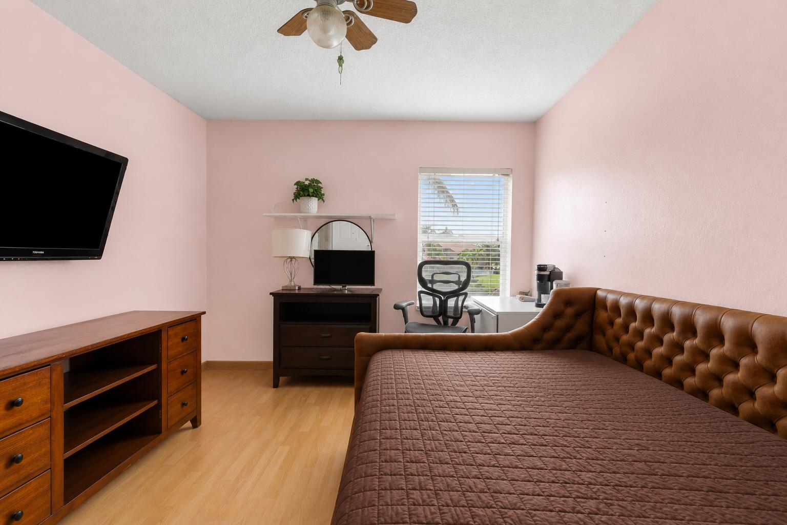 1021 NW 185th, Pembroke Pines FL 33029