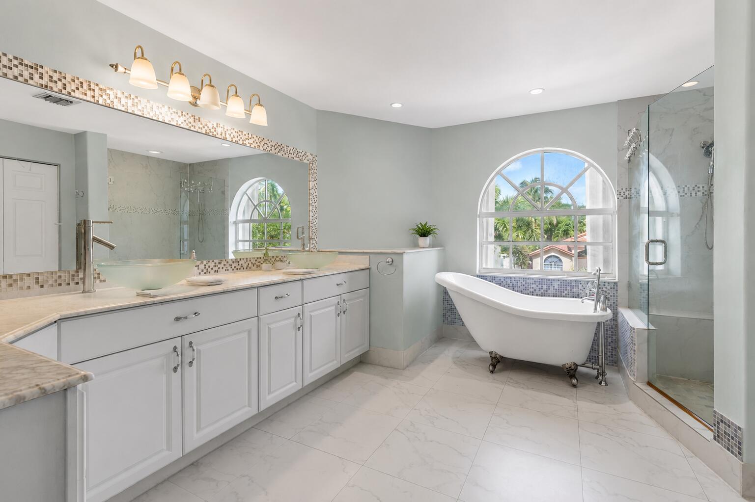 1021 NW 185th, Pembroke Pines FL 33029