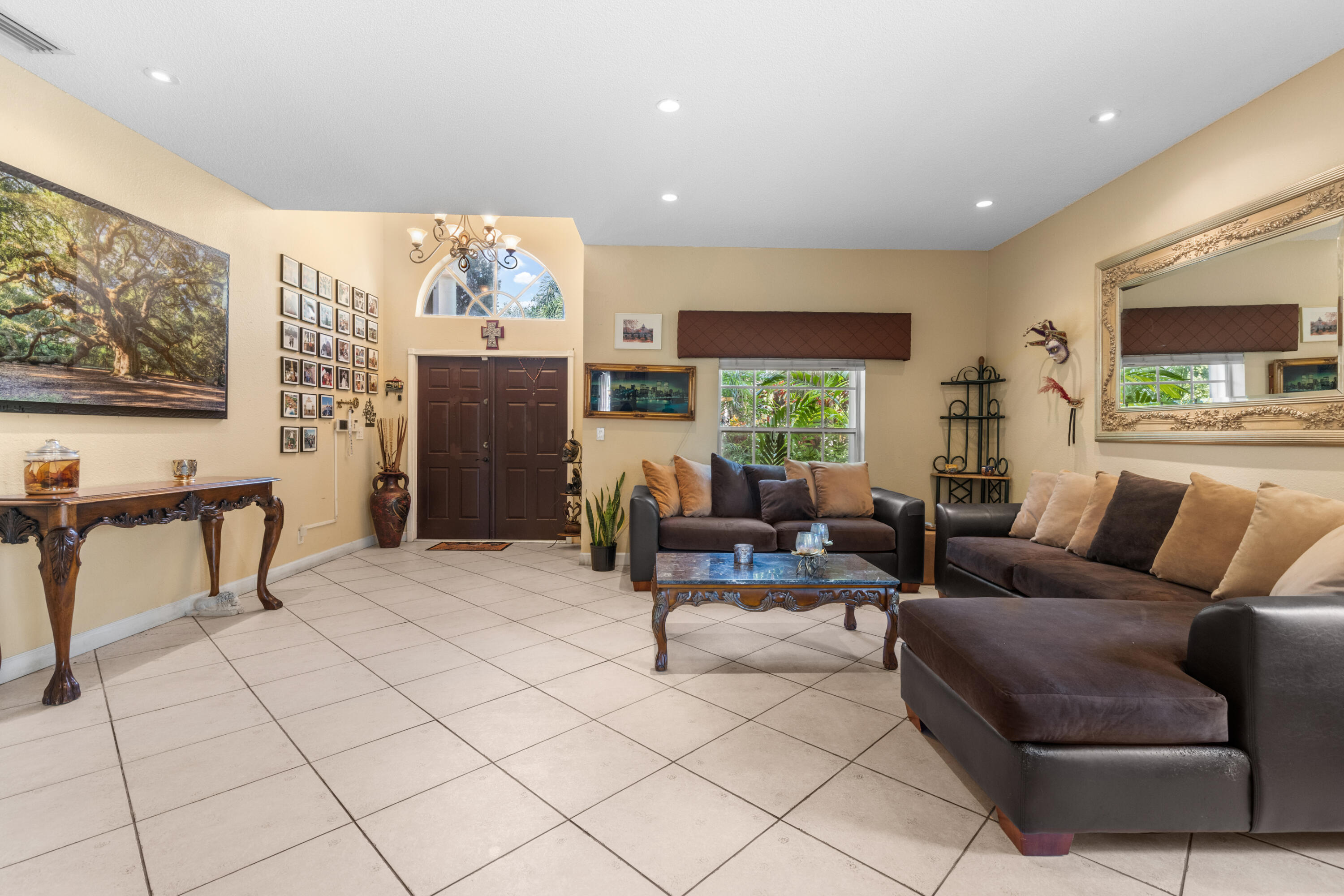 1021 NW 185th, Pembroke Pines FL 33029