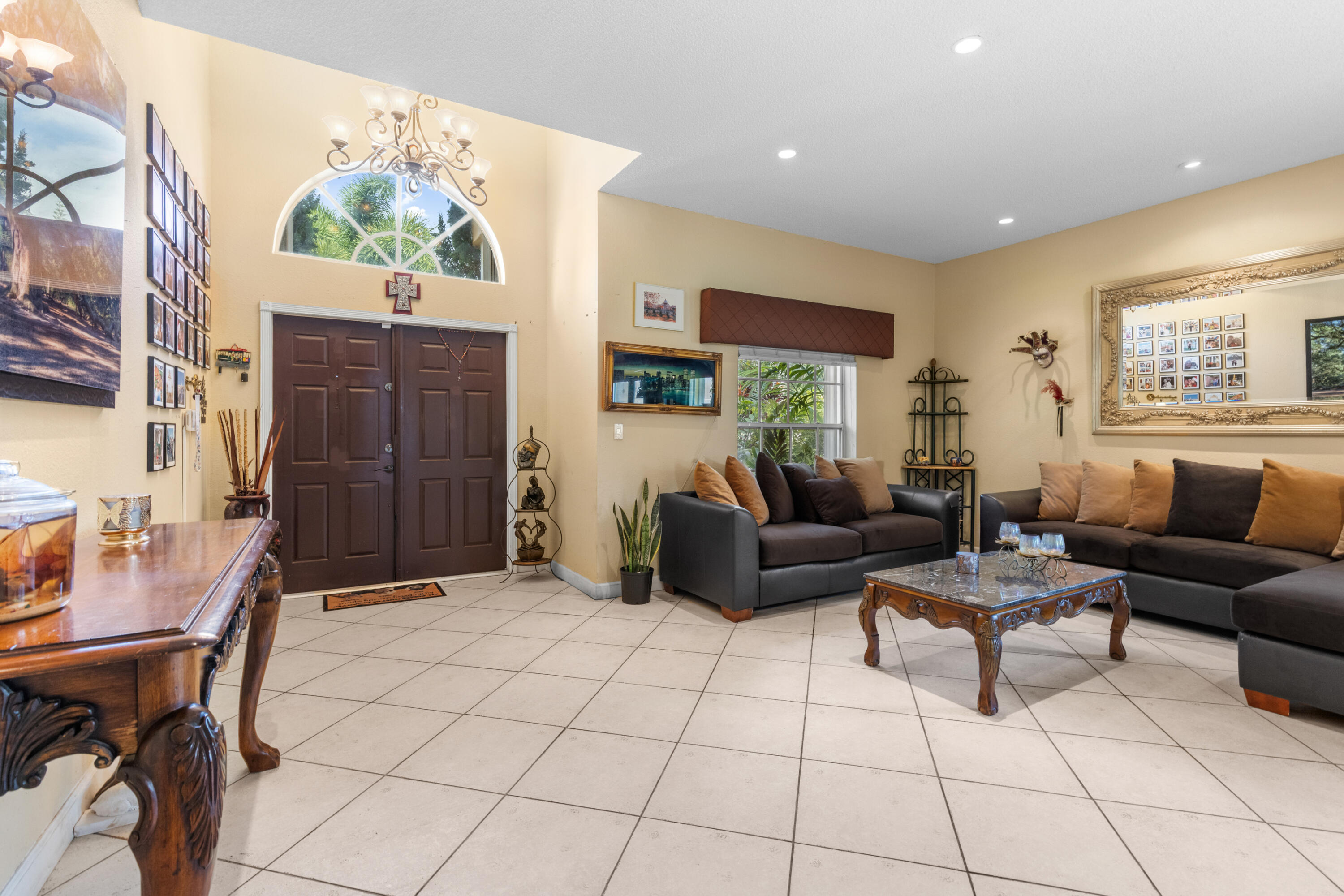 1021 NW 185th, Pembroke Pines FL 33029