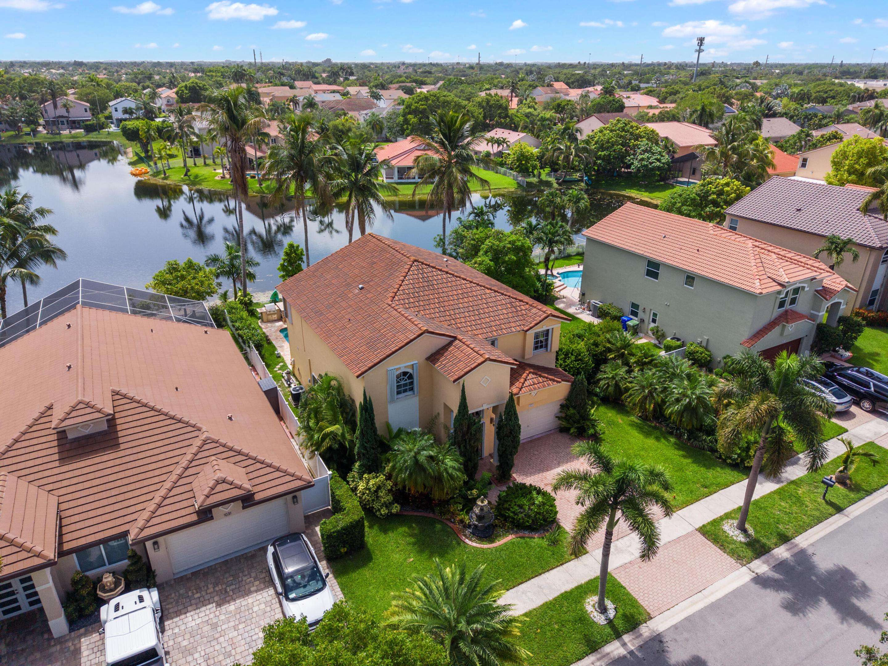 1021 NW 185th, Pembroke Pines FL 33029