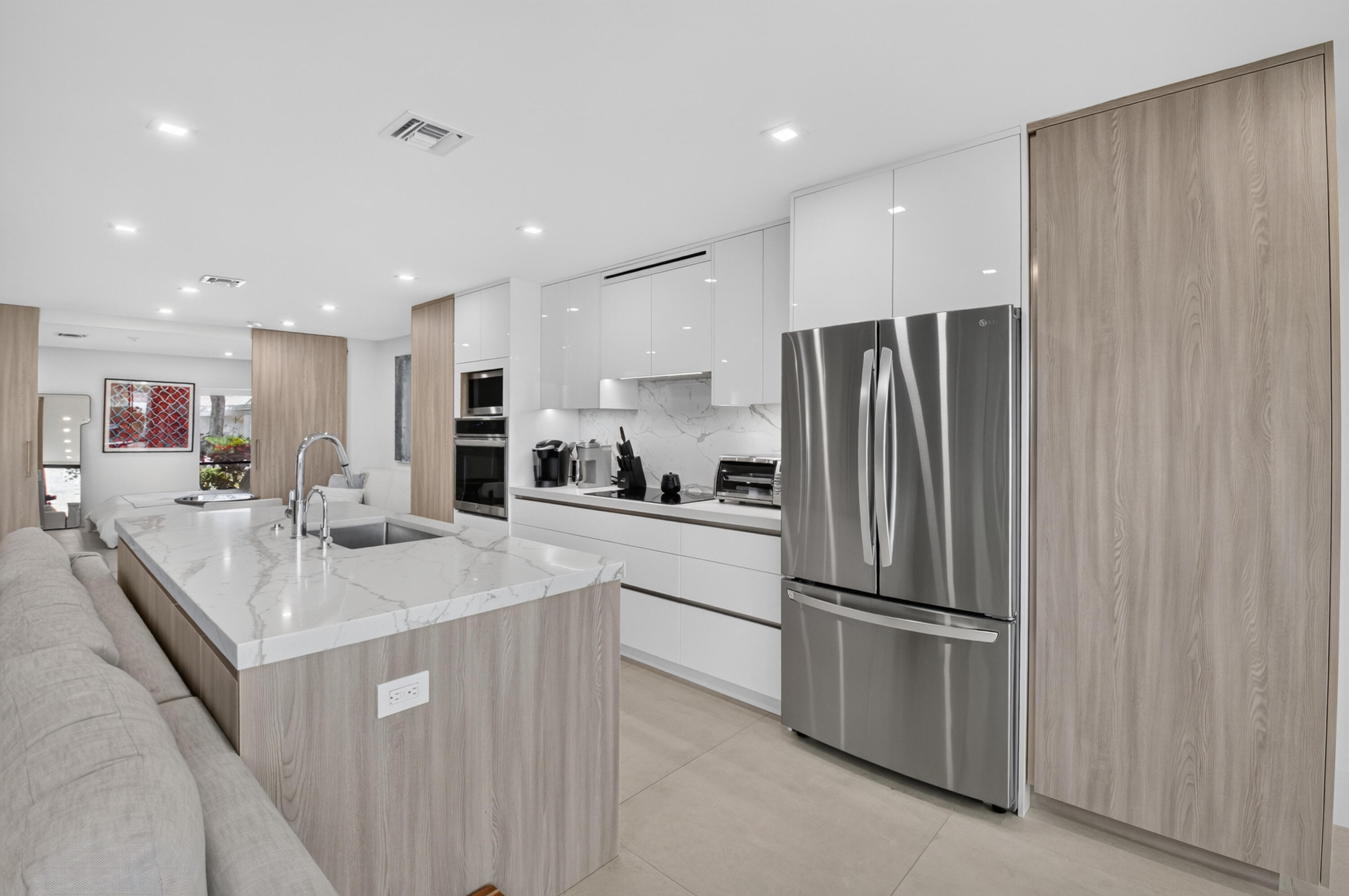 403 Bridgewood, Boca Raton FL 33434