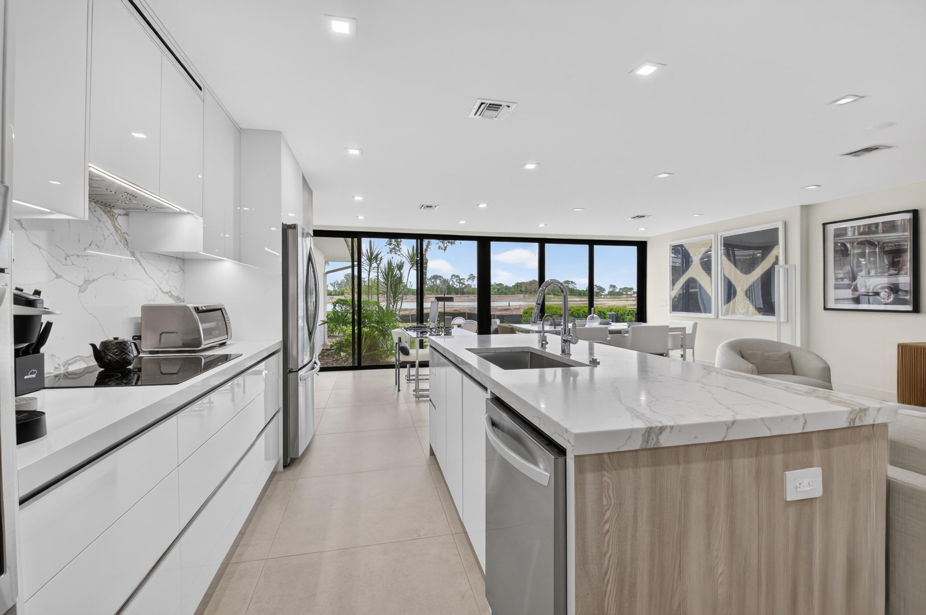 403 Bridgewood, Boca Raton FL 33434