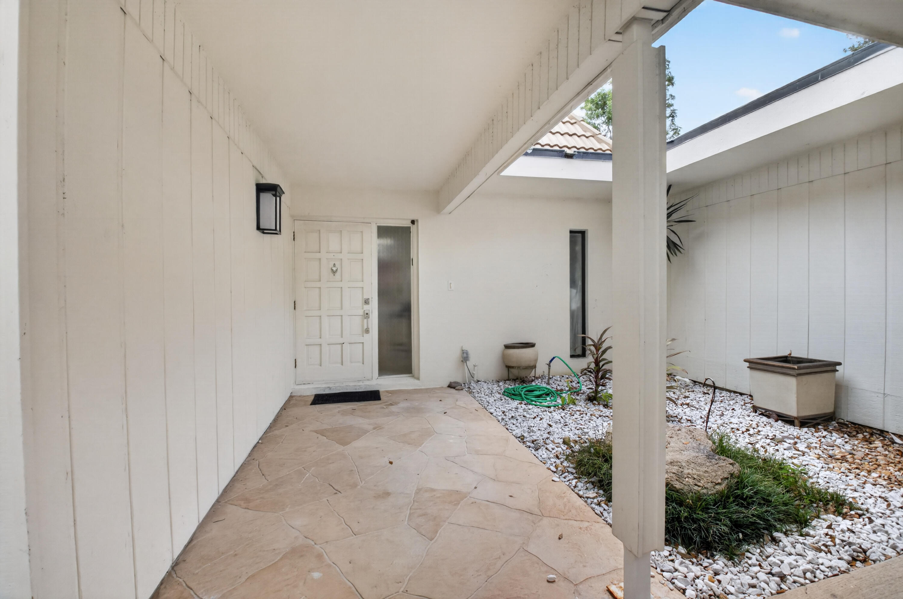 403 Bridgewood, Boca Raton FL 33434