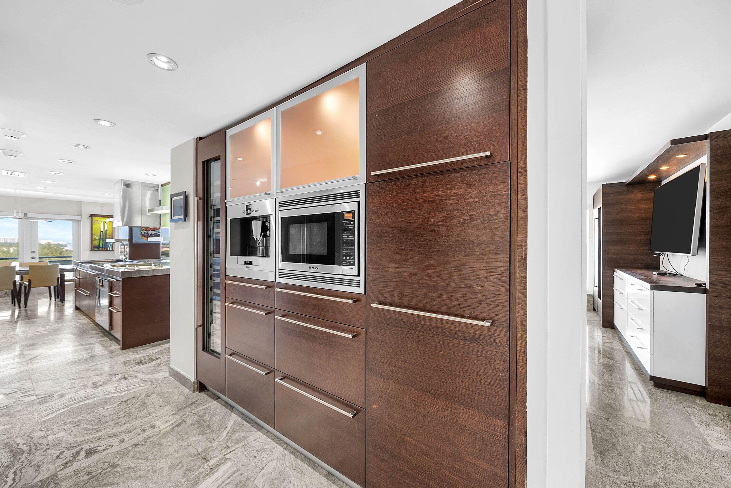 2066 N Ocean #9ne, Boca Raton FL 33431