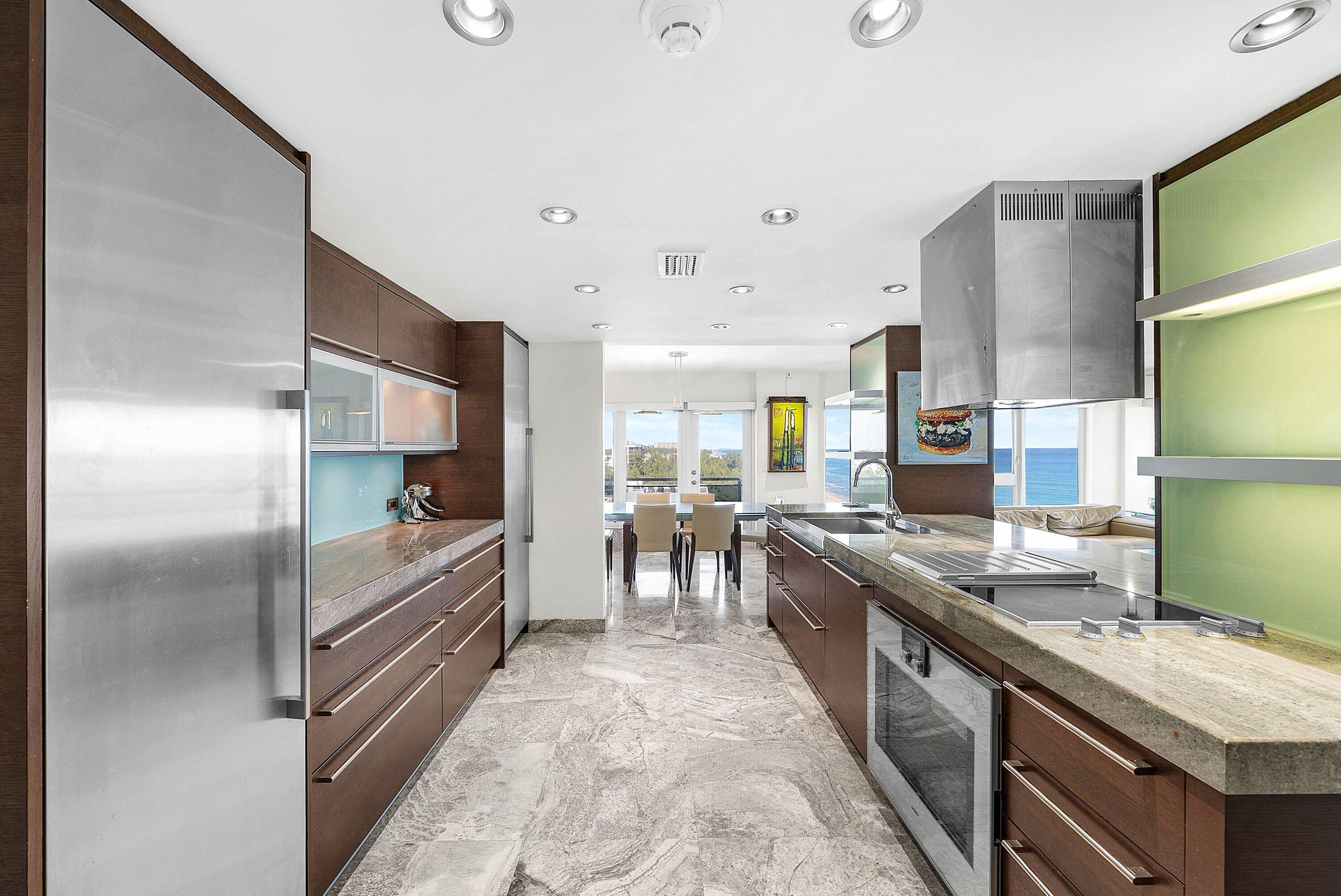 2066 N Ocean #9ne, Boca Raton FL 33431