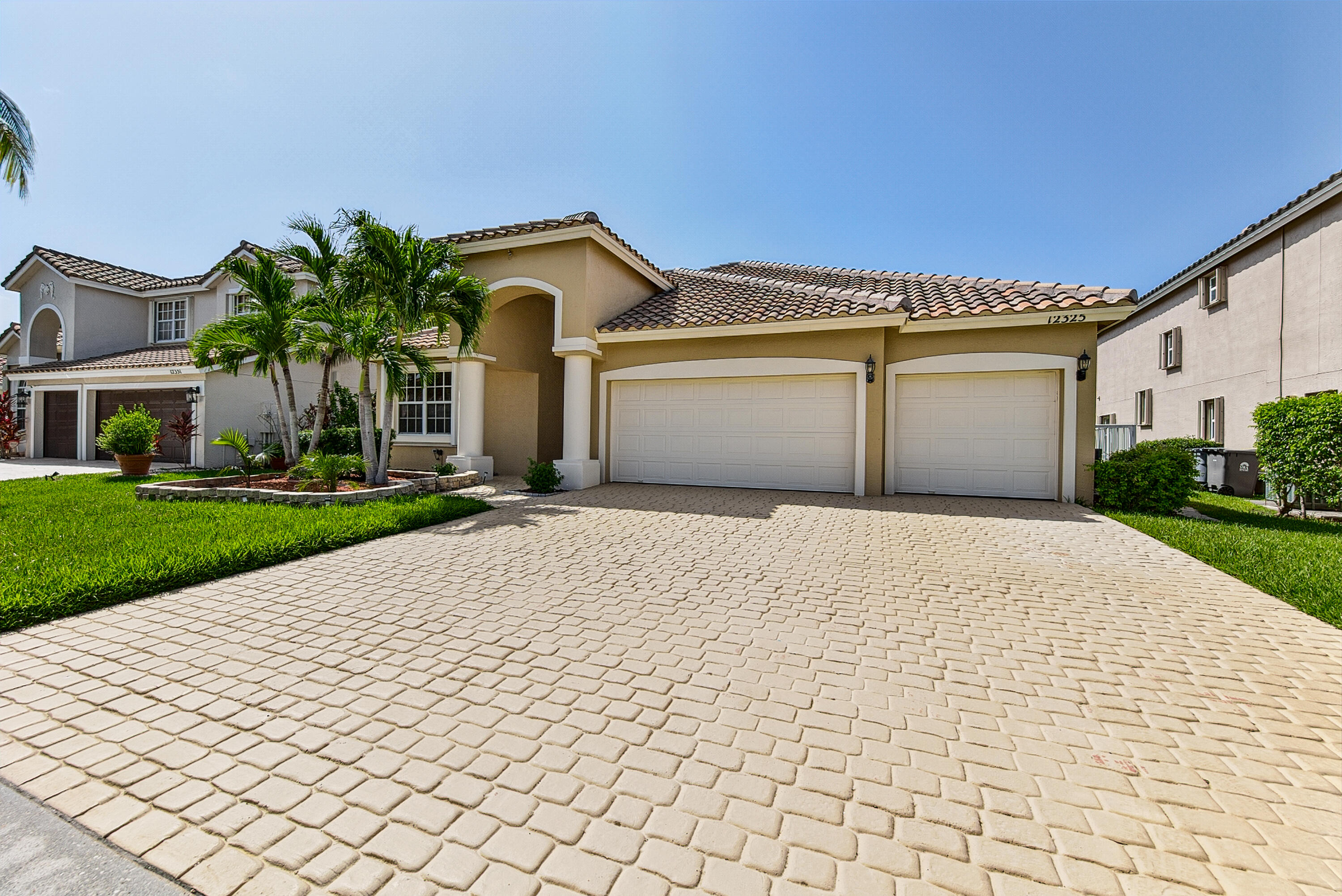 12325 Cascades Pointe, Boca Raton FL 33428