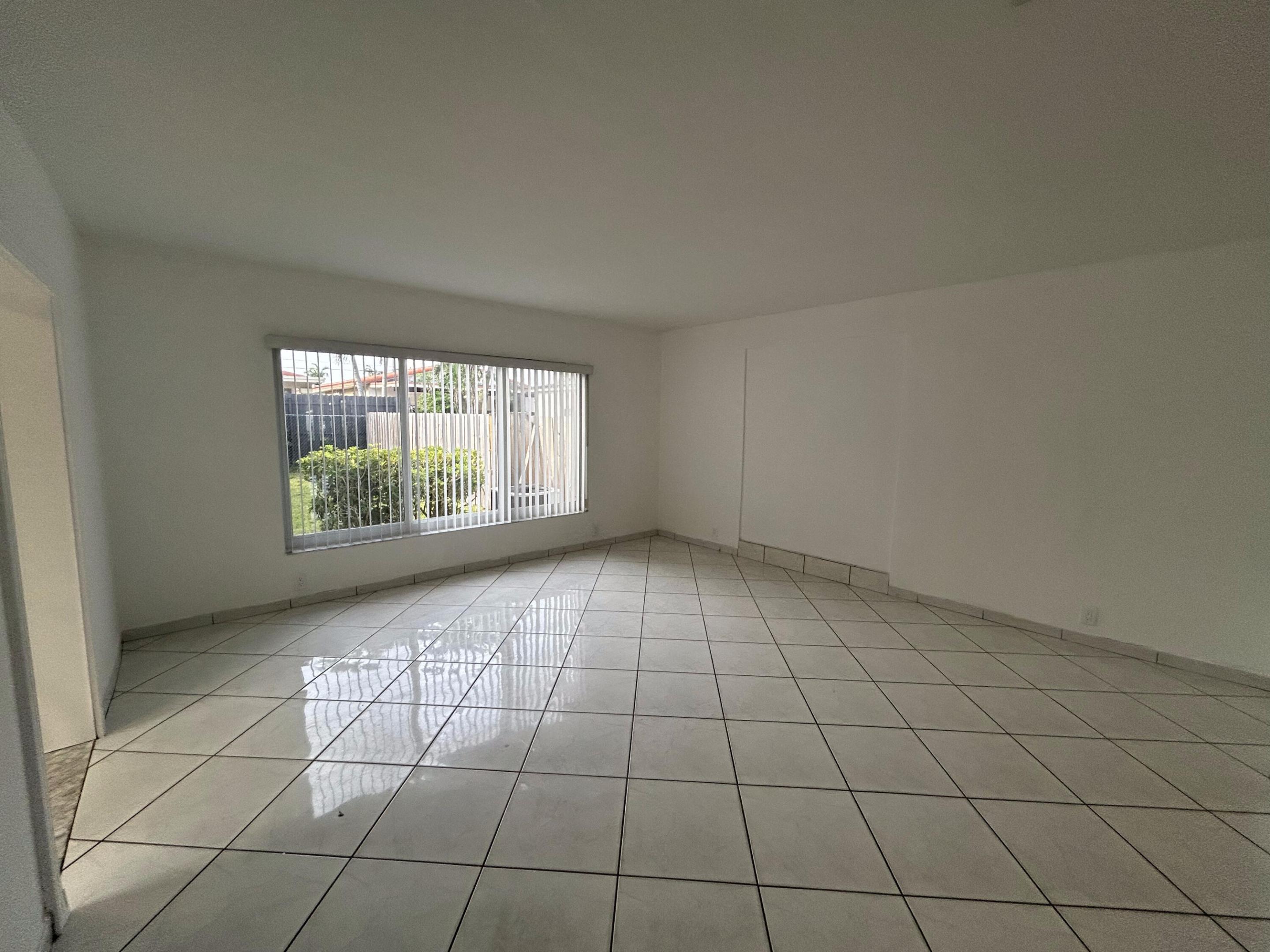 5757 SW 3rd, Miami FL 33144