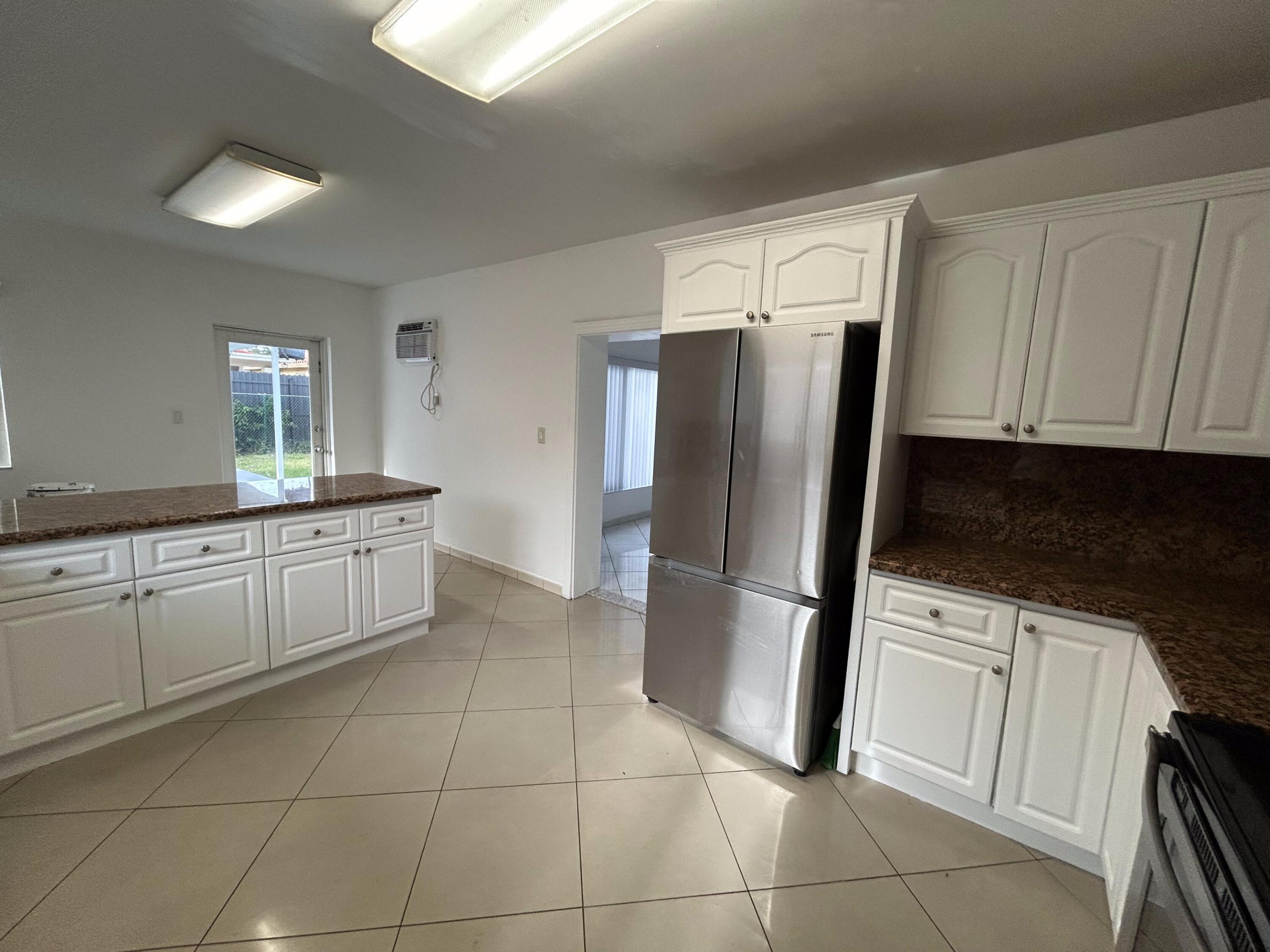 5757 SW 3rd, Miami FL 33144