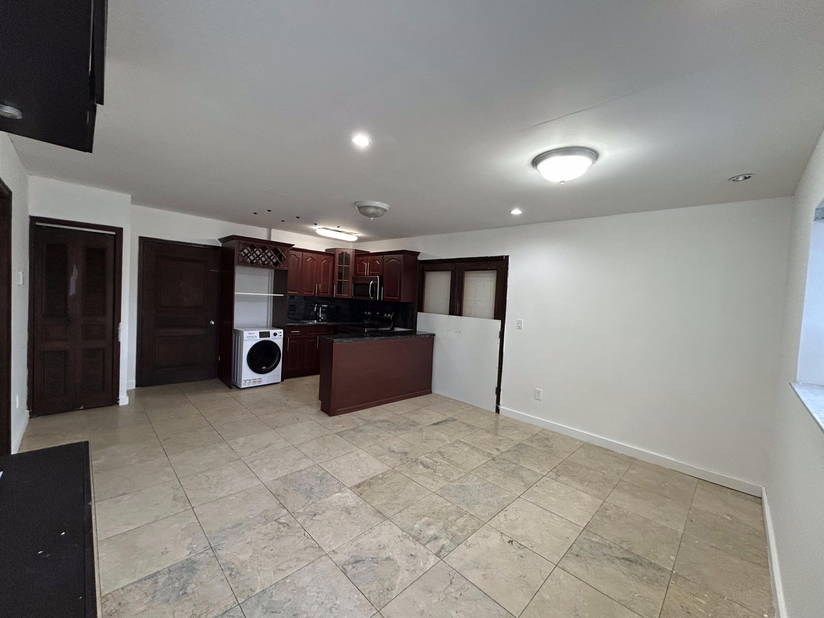 5757 SW 3rd, Miami FL 33144